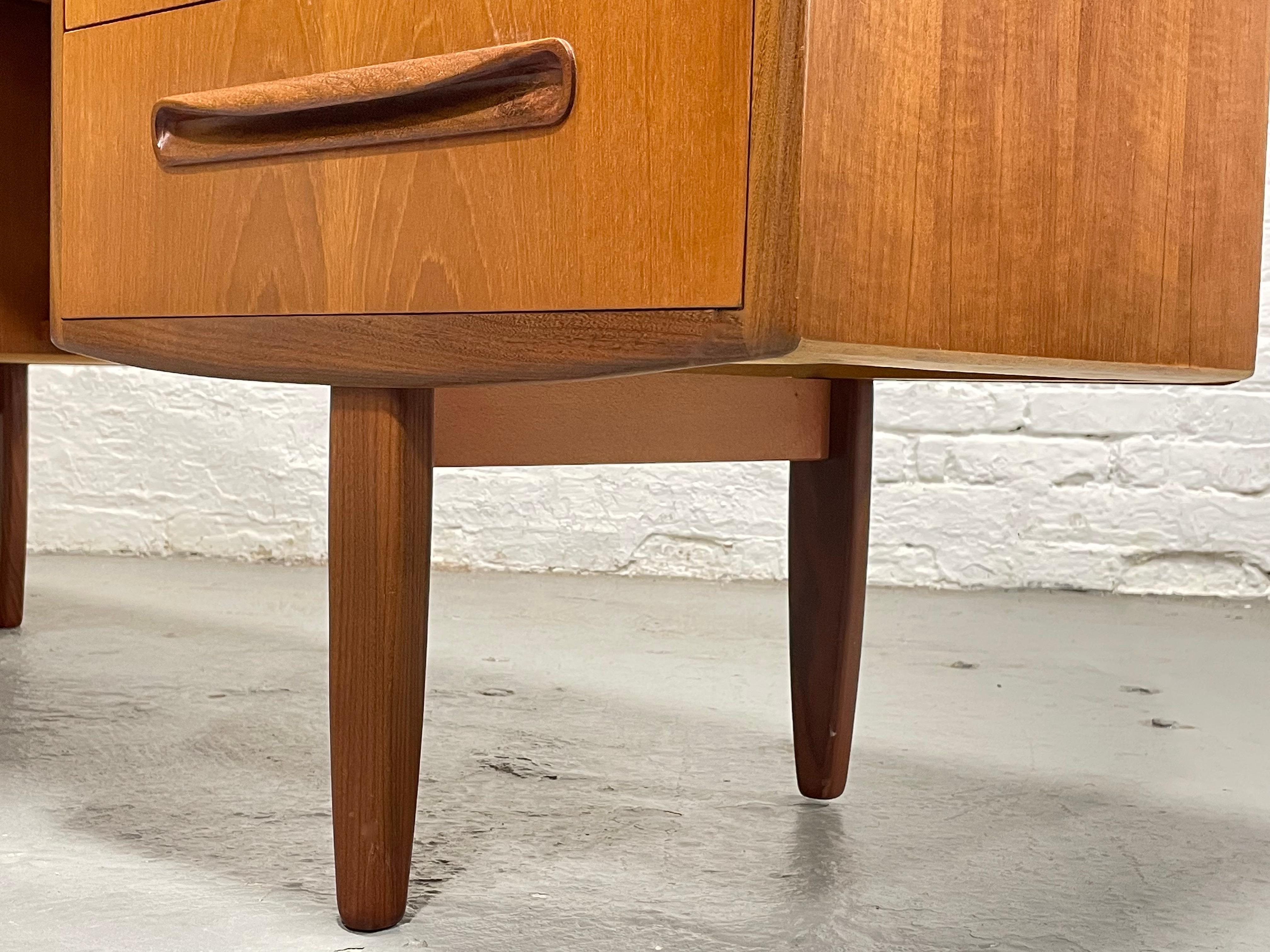 Mid Century Modern TEAK Floating DESK by G-PLAN, 1960's 6