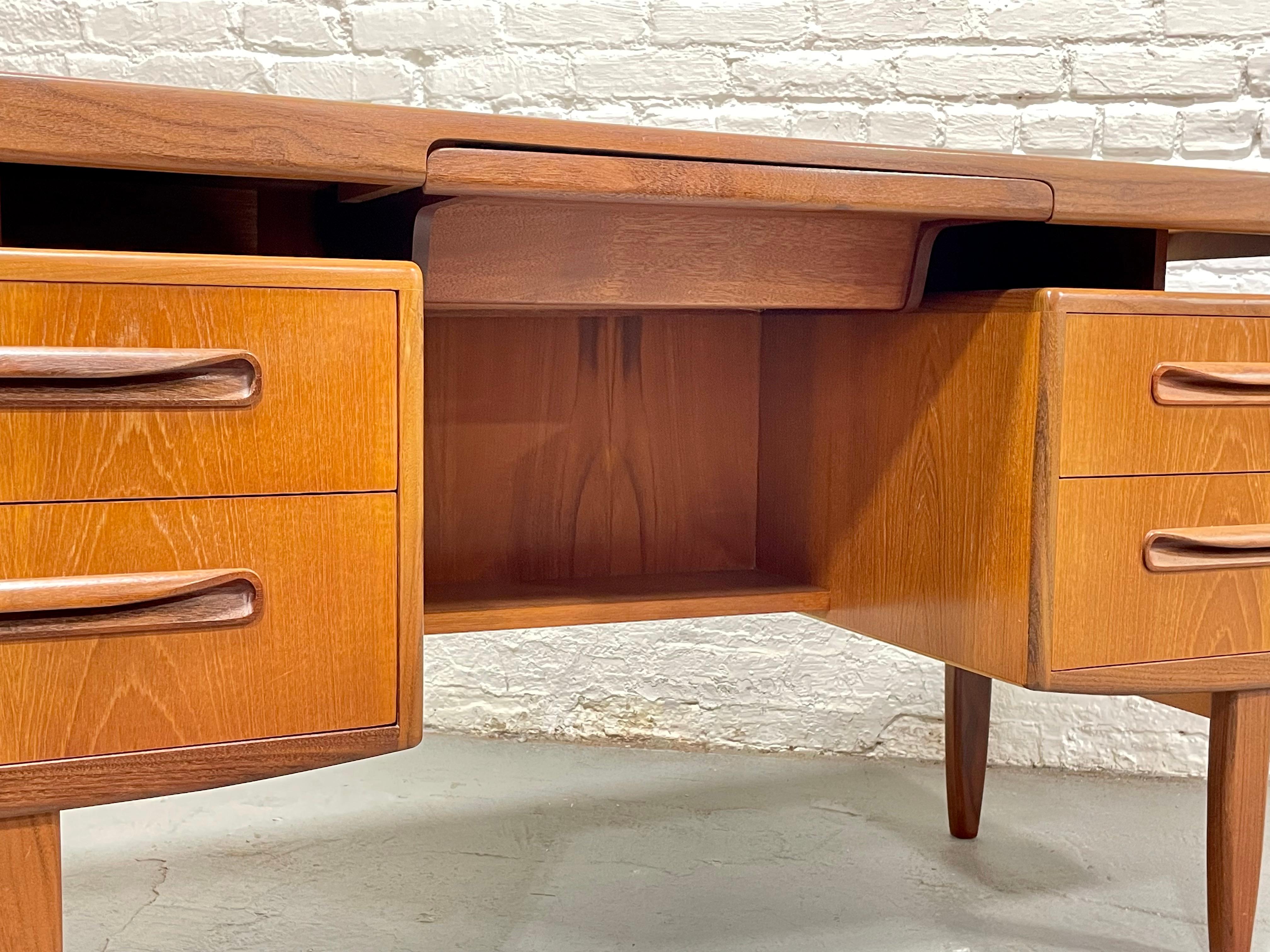 Mid Century Modern TEAK Floating DESK by G-PLAN, 1960's 3