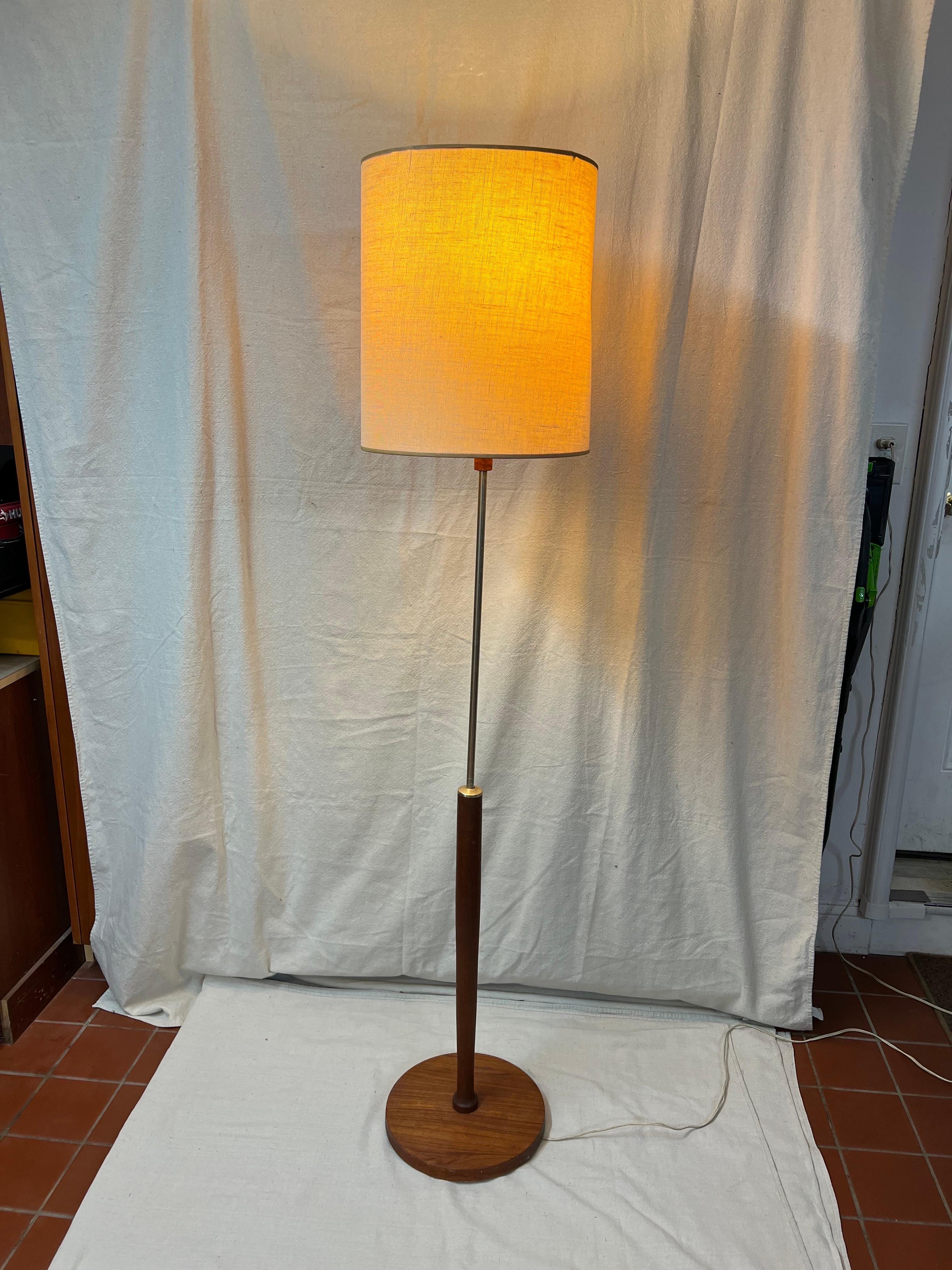 Mid-Century Modern Teak Floor Lamp 12