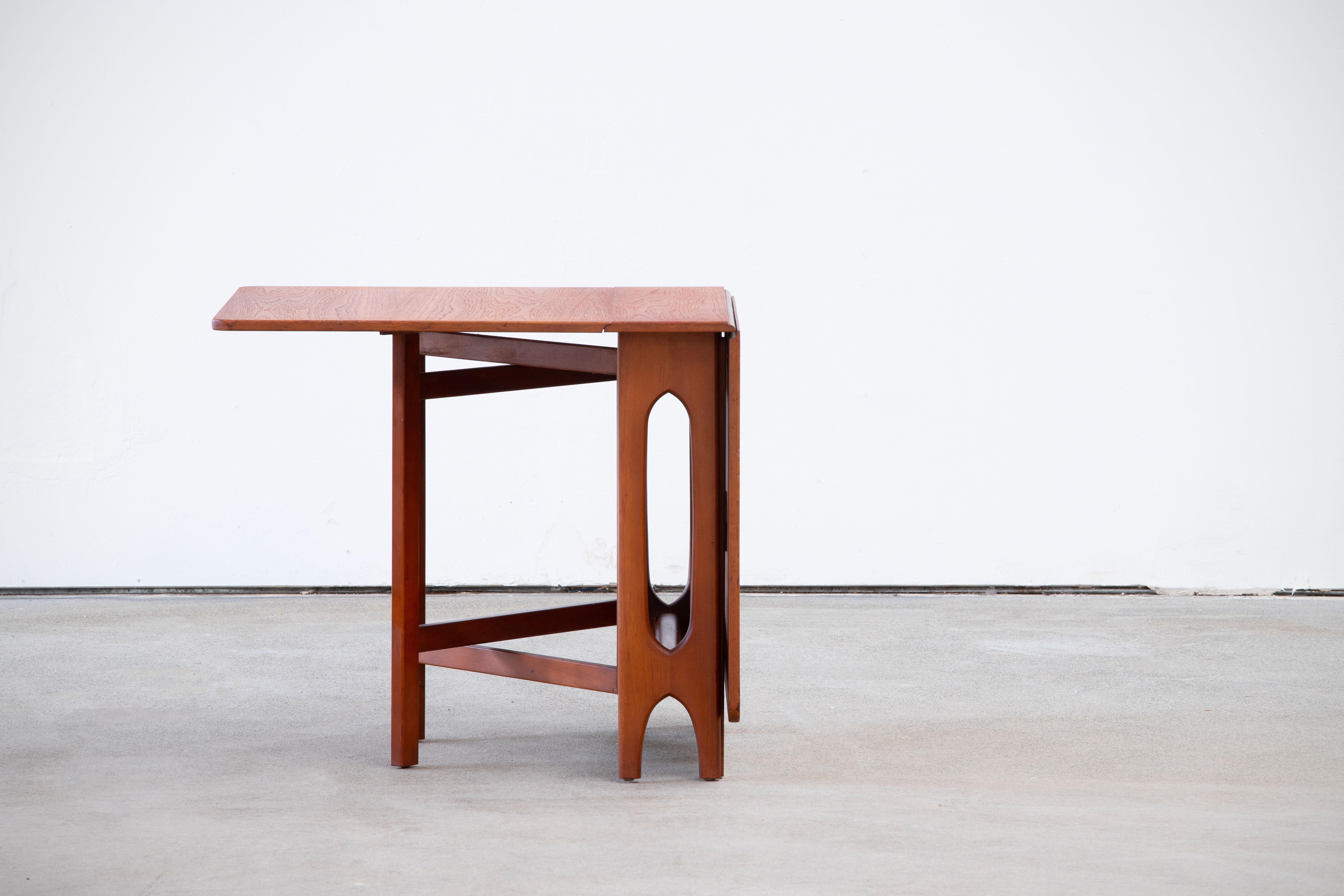 Mid-Century Modern folding dining table, desk in teak. From 20 cm to 148 cm.