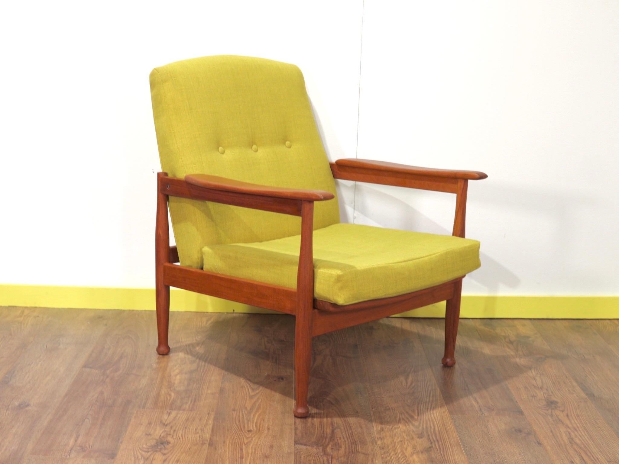 Mid-Century Modern Teak Frame Danish Style Reclining Lounge Chair by Guy Rodgers For Sale 9