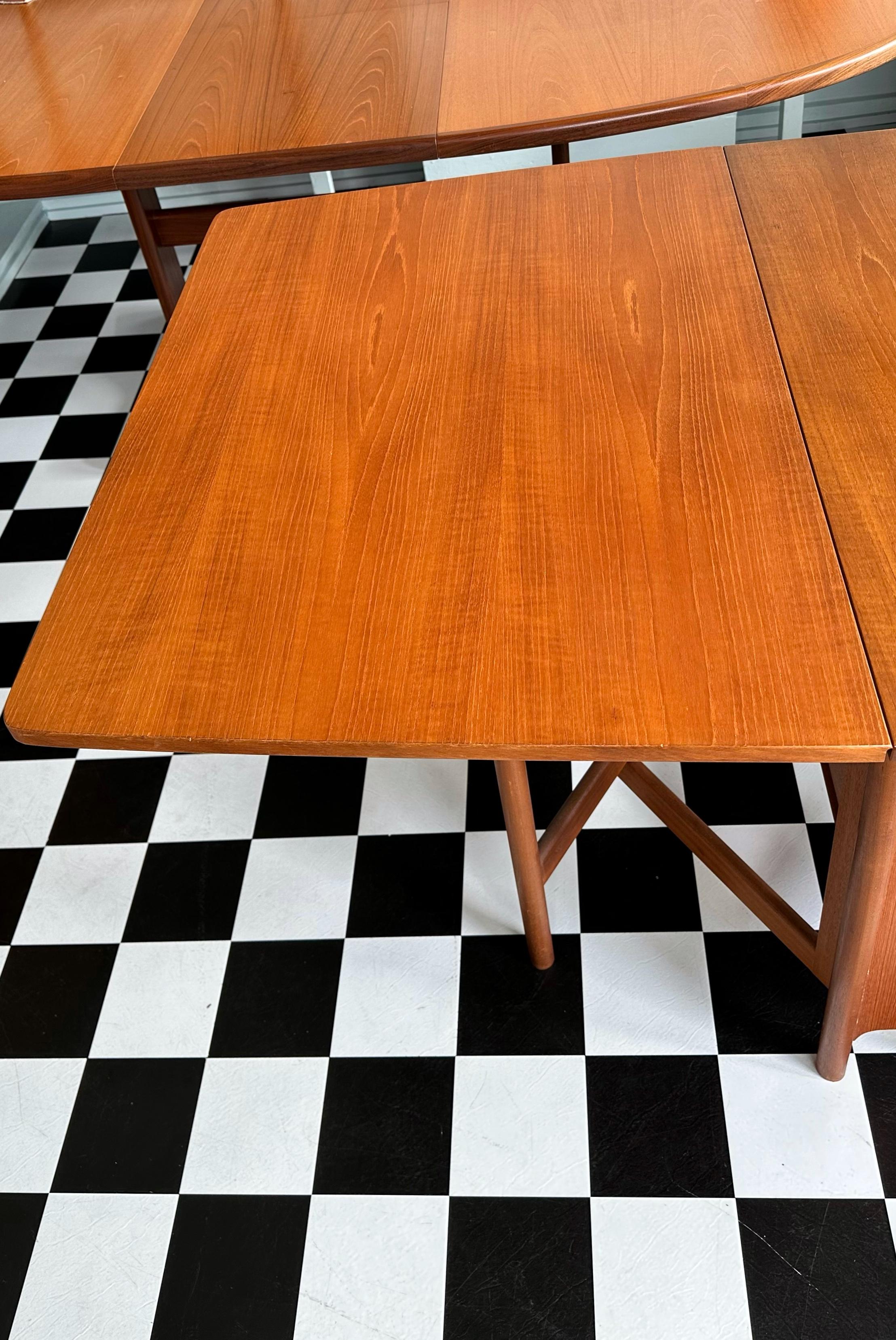 Mid-Century Modern Teak Gate Leg Table by McIntosh 1