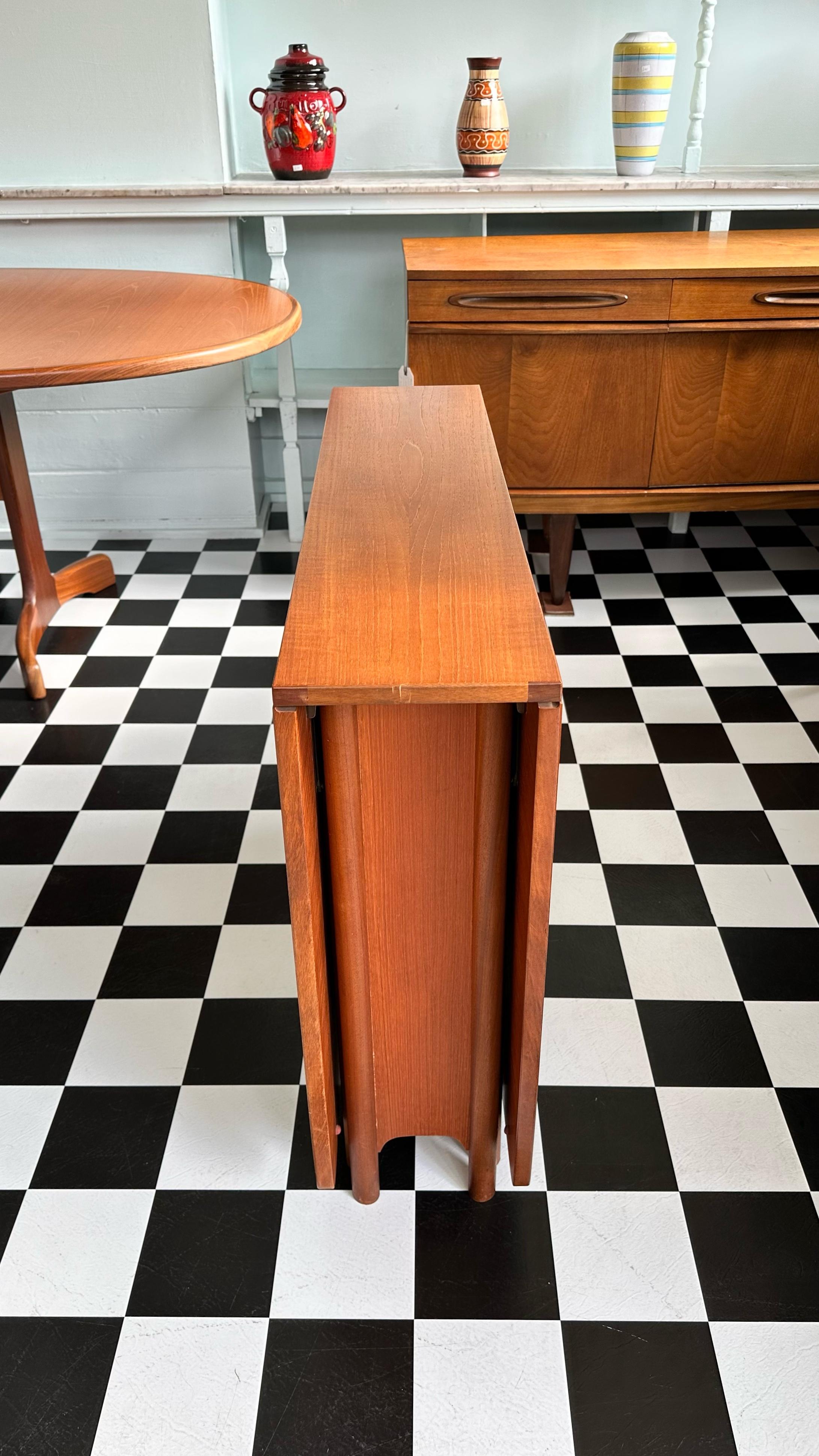 Mid-Century Modern Teak Gate Leg Table by McIntosh 4