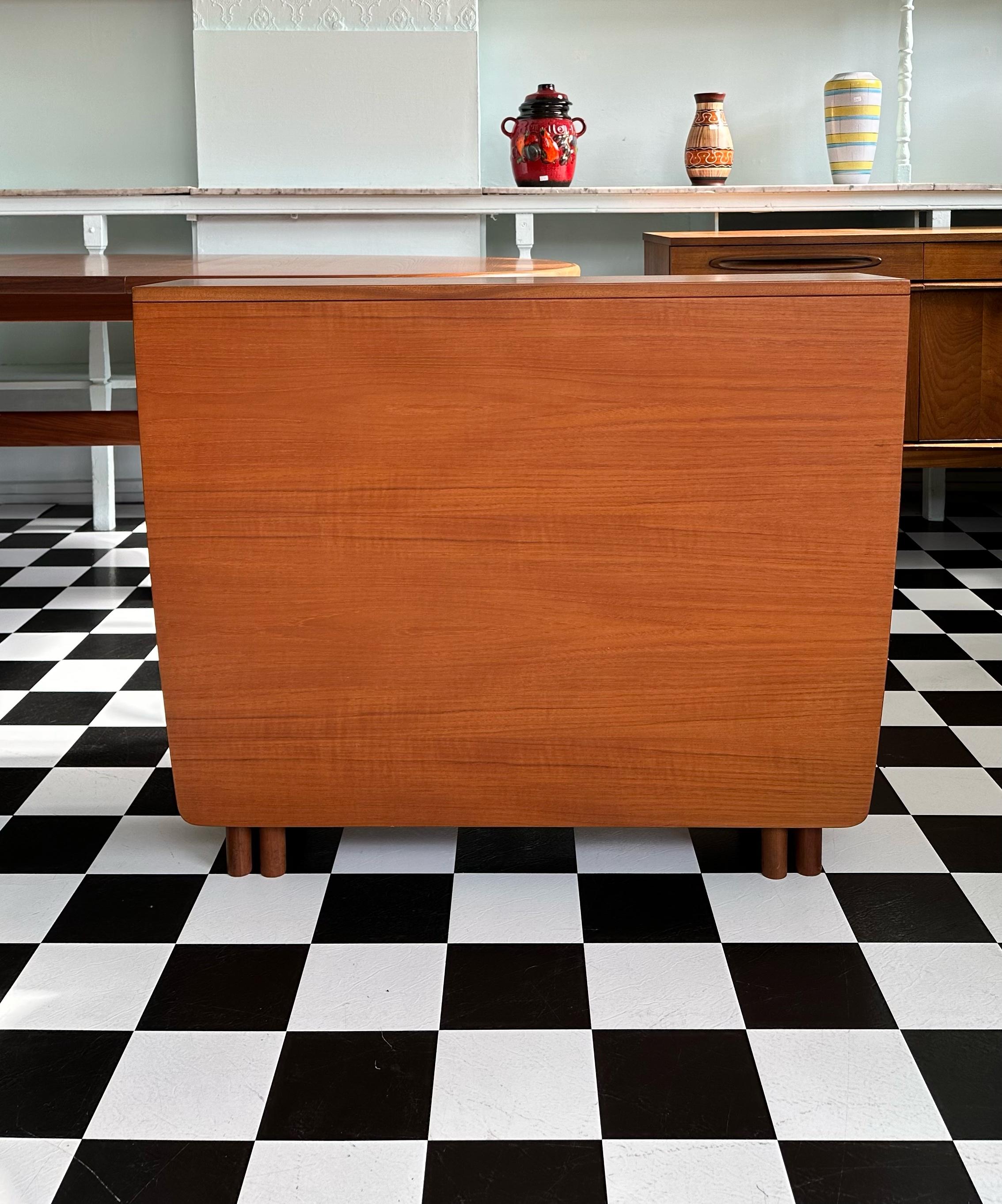 Mid-Century Modern Teak Gate Leg Table by McIntosh 5