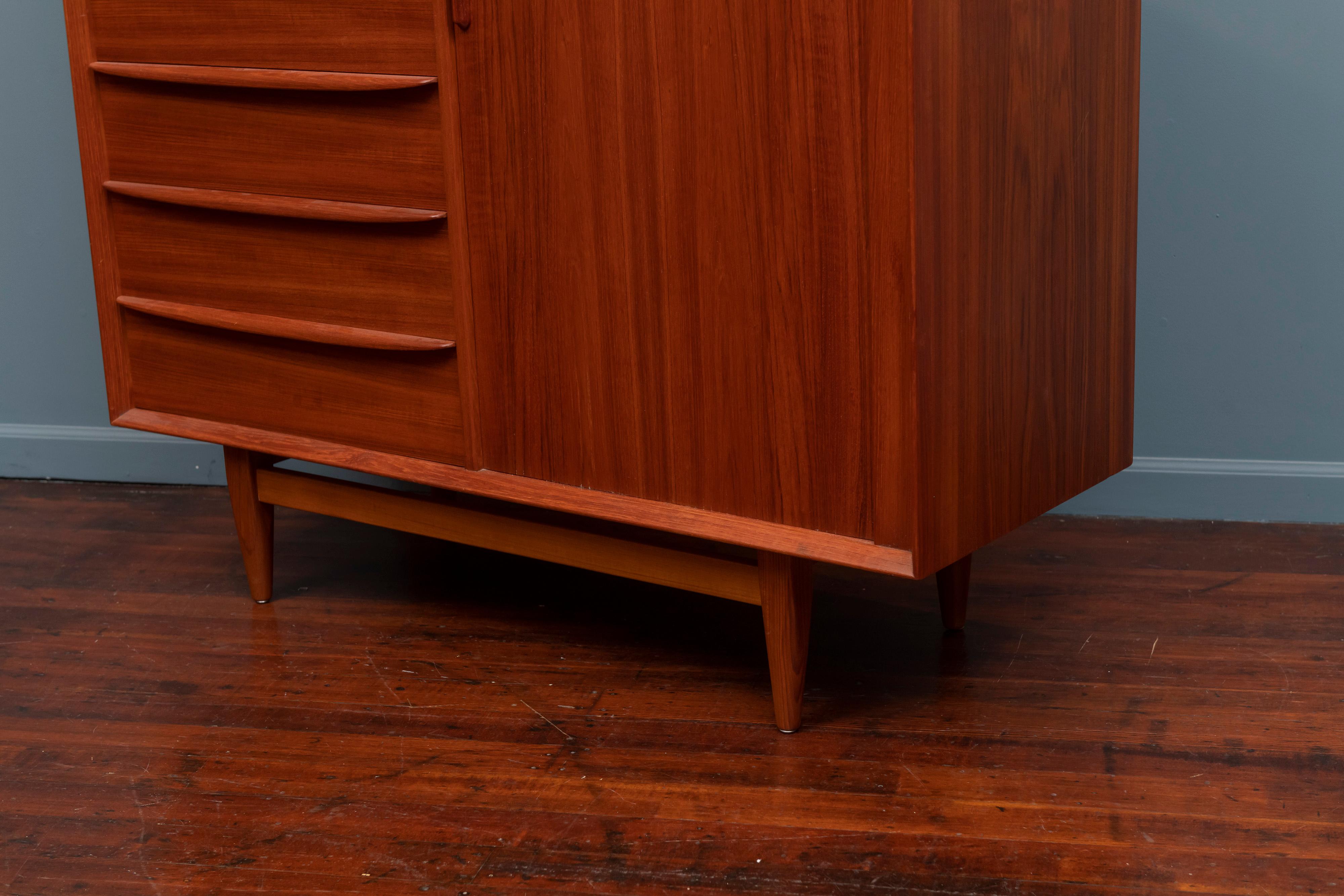 Mid-Century Modern Teak Gentleman's Chest by Falster Mobelfabrik 4