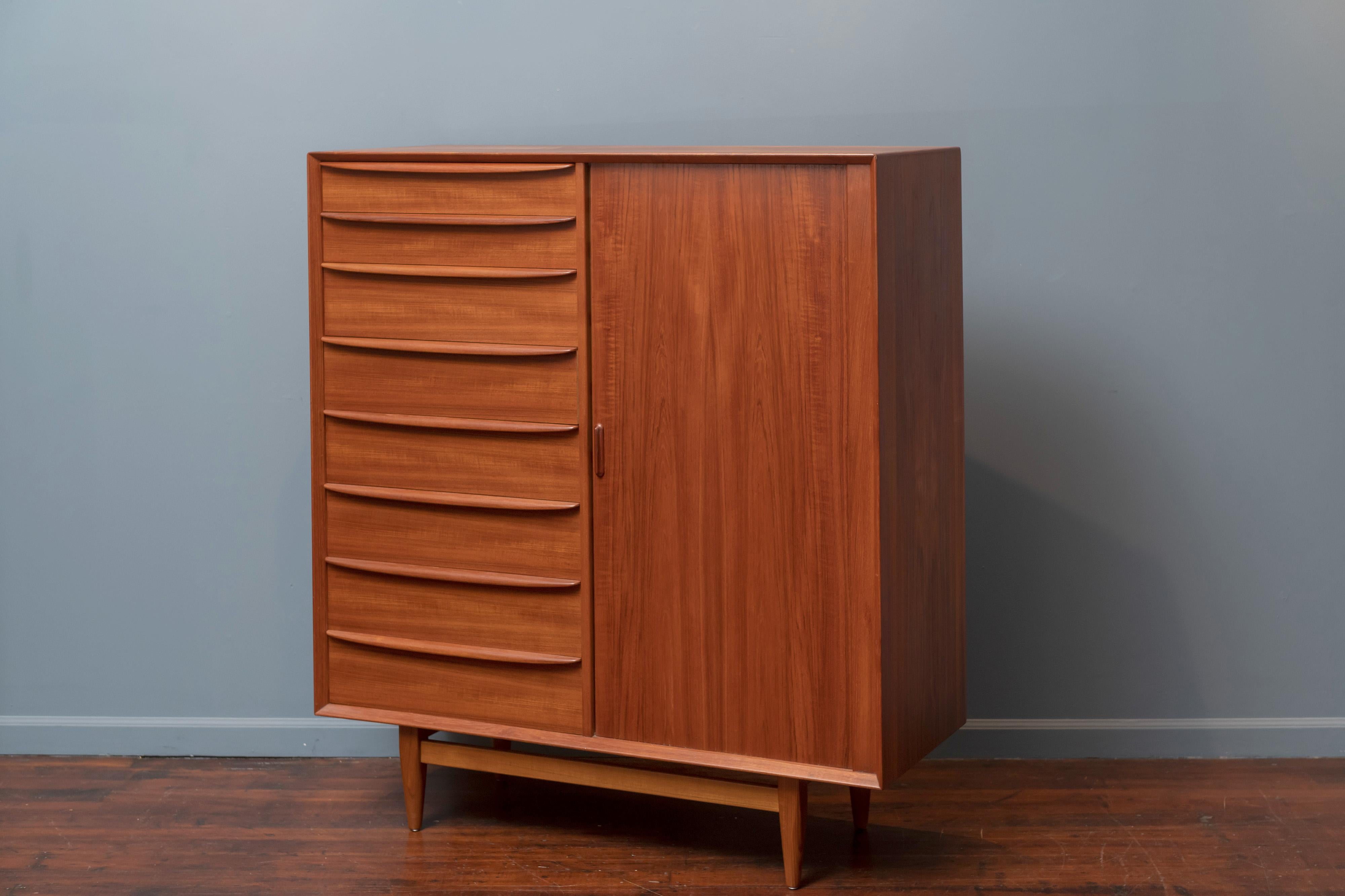 Mid-Century Modern Teak Gentleman's Chest by Falster Mobelfabrik In Good Condition In San Francisco, CA