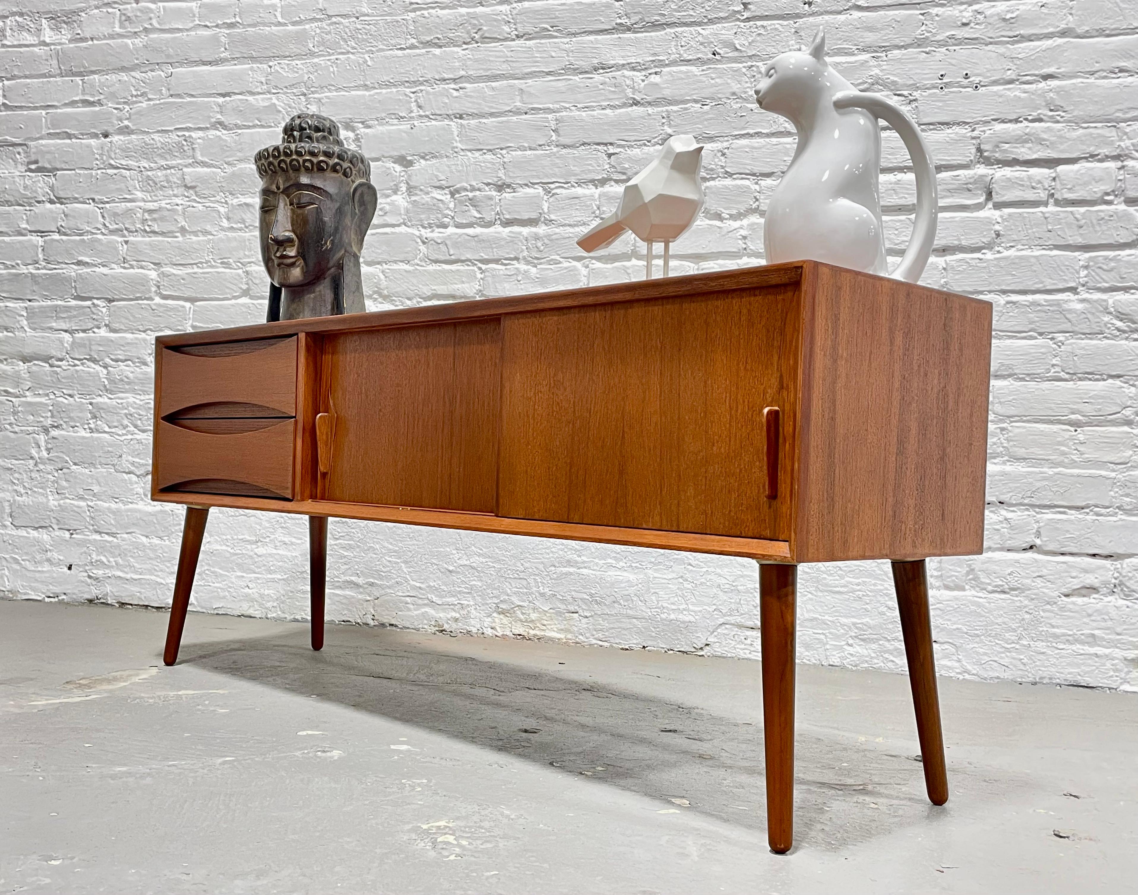 Mid-Century Modern Teak Handmade Petite Credenza / Console In New Condition For Sale In Weehawken, NJ