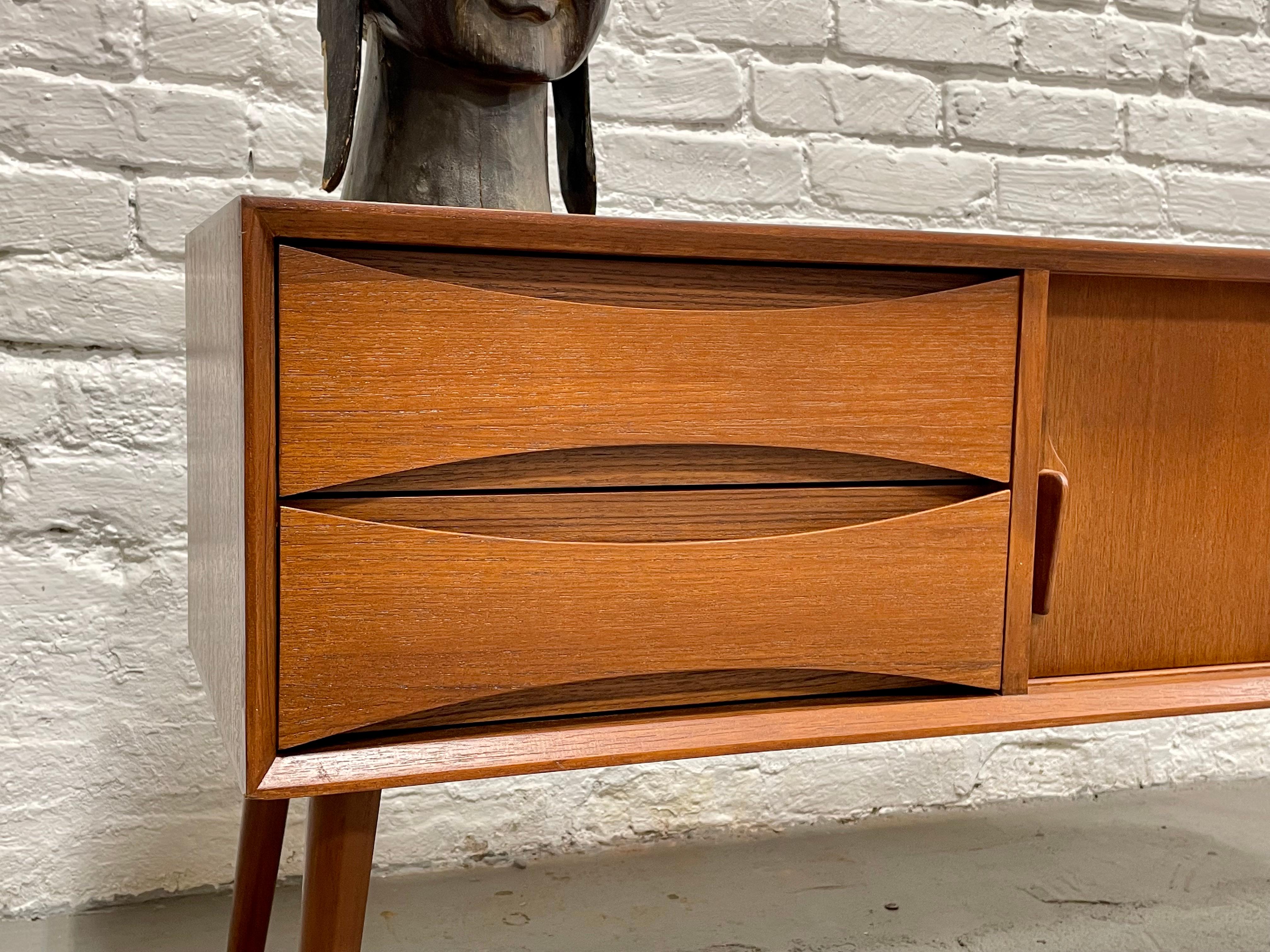 Mid-Century Modern Teak Handmade Petite Credenza / Console For Sale 2