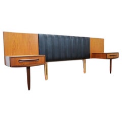 Testata da letto in teak moderna del Medioevo della linea G-Plan Fresco