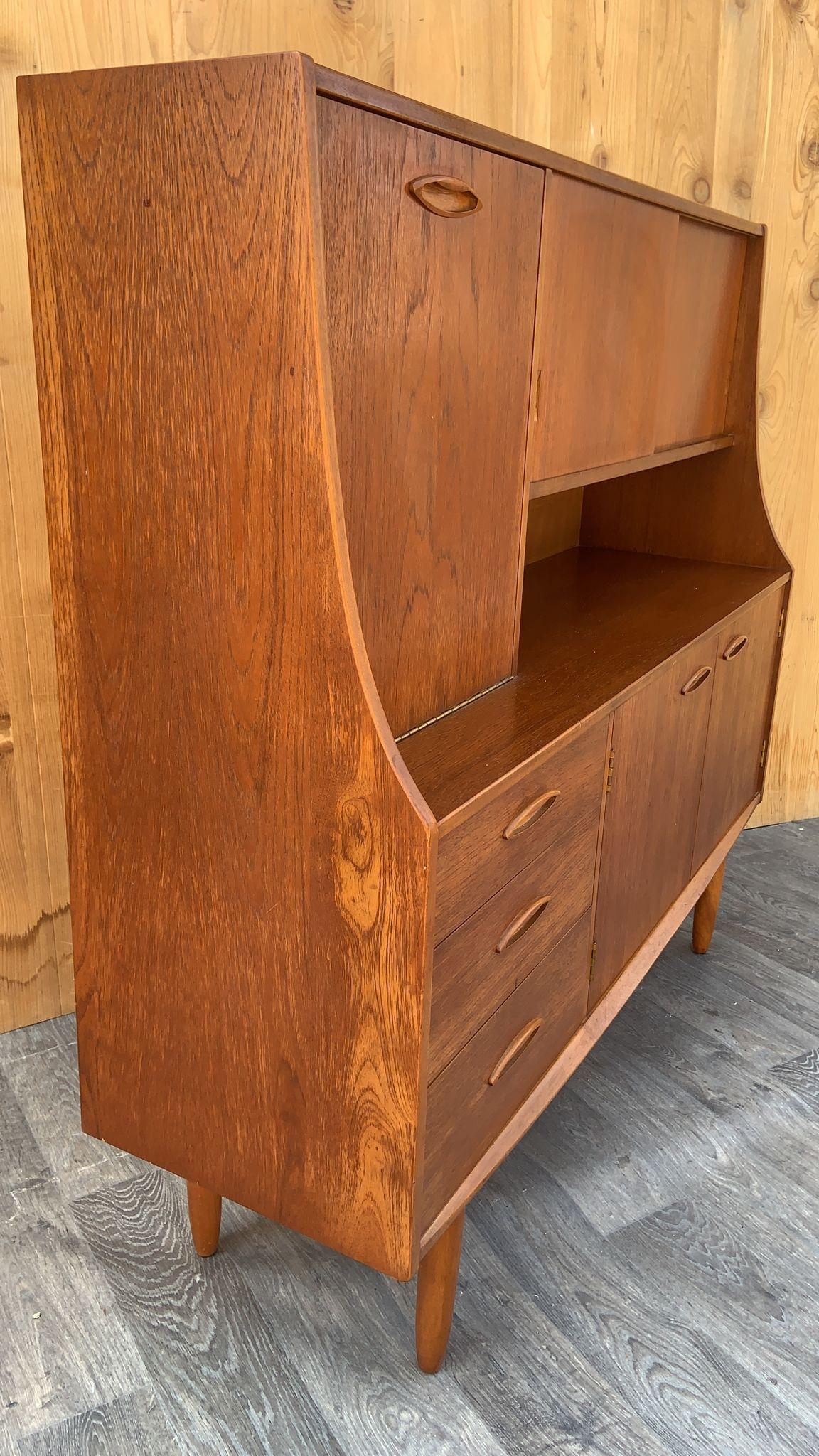 Mid Century Modern Teak Highboard by Jentique  1