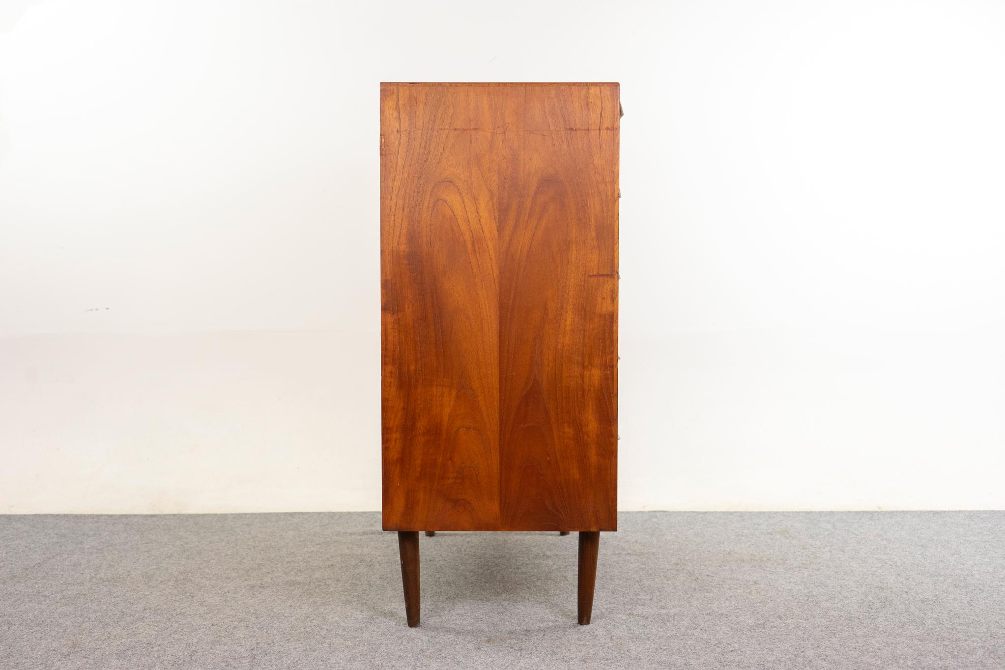 Mid-Century Modern Teak Highboy Dresser For Sale 2