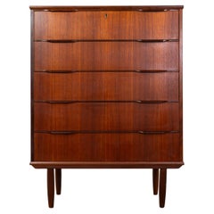 Moderne Mid-Century-Hochkommode aus Teakholz