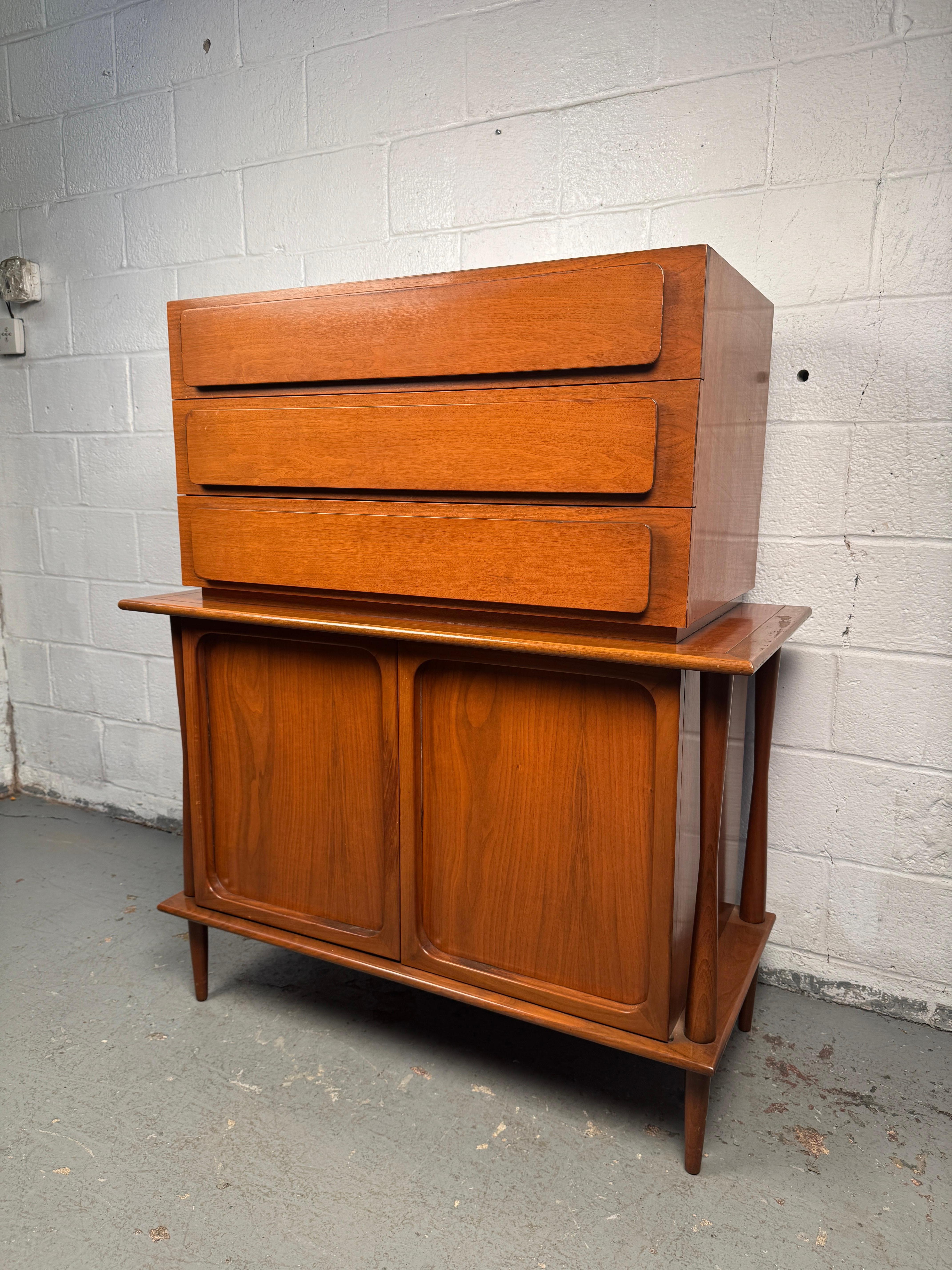 Unknown Mid-Century Modern Teak Highboy For Sale