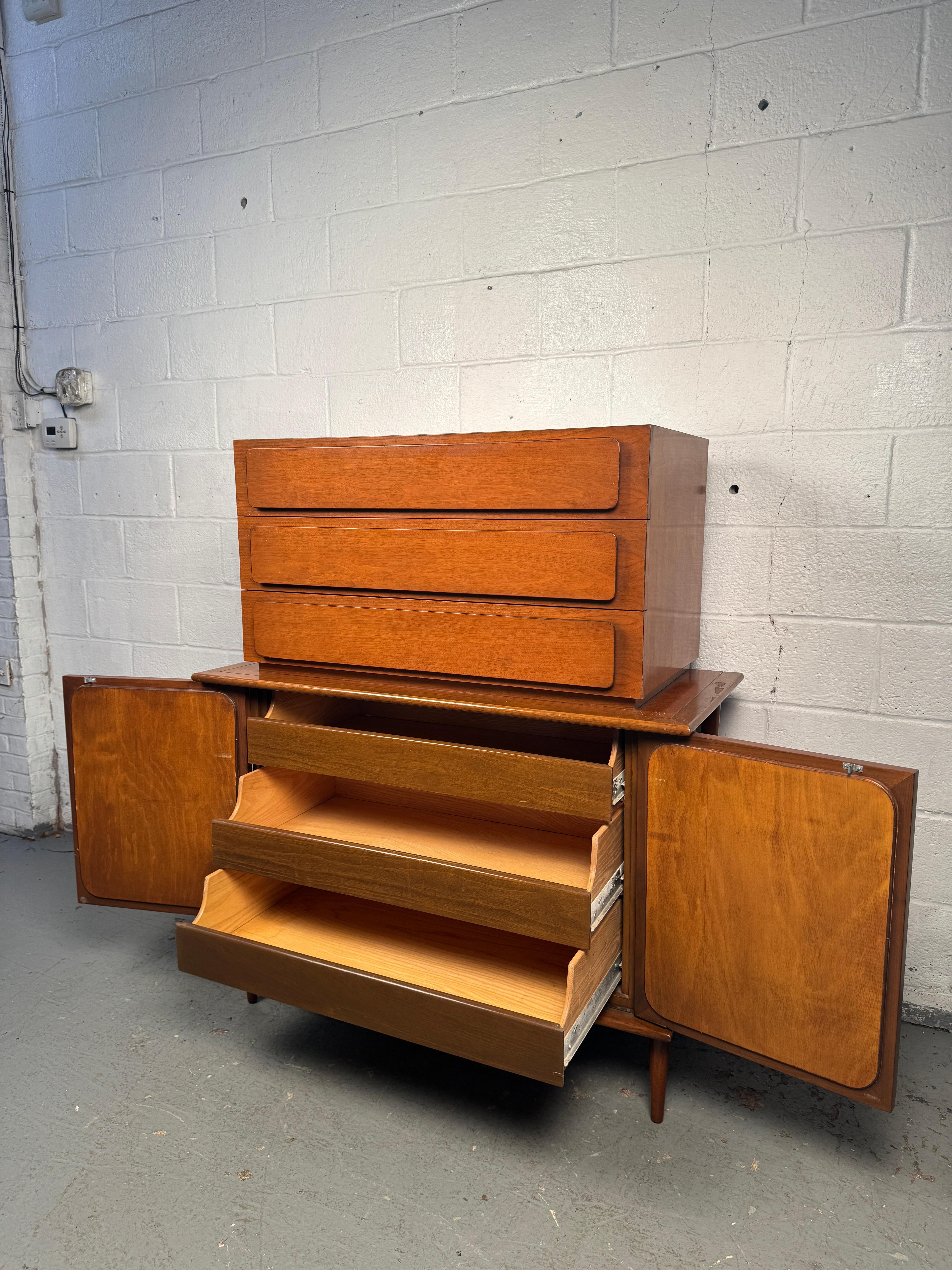 Mid-Century Modern Teak Highboy For Sale 2