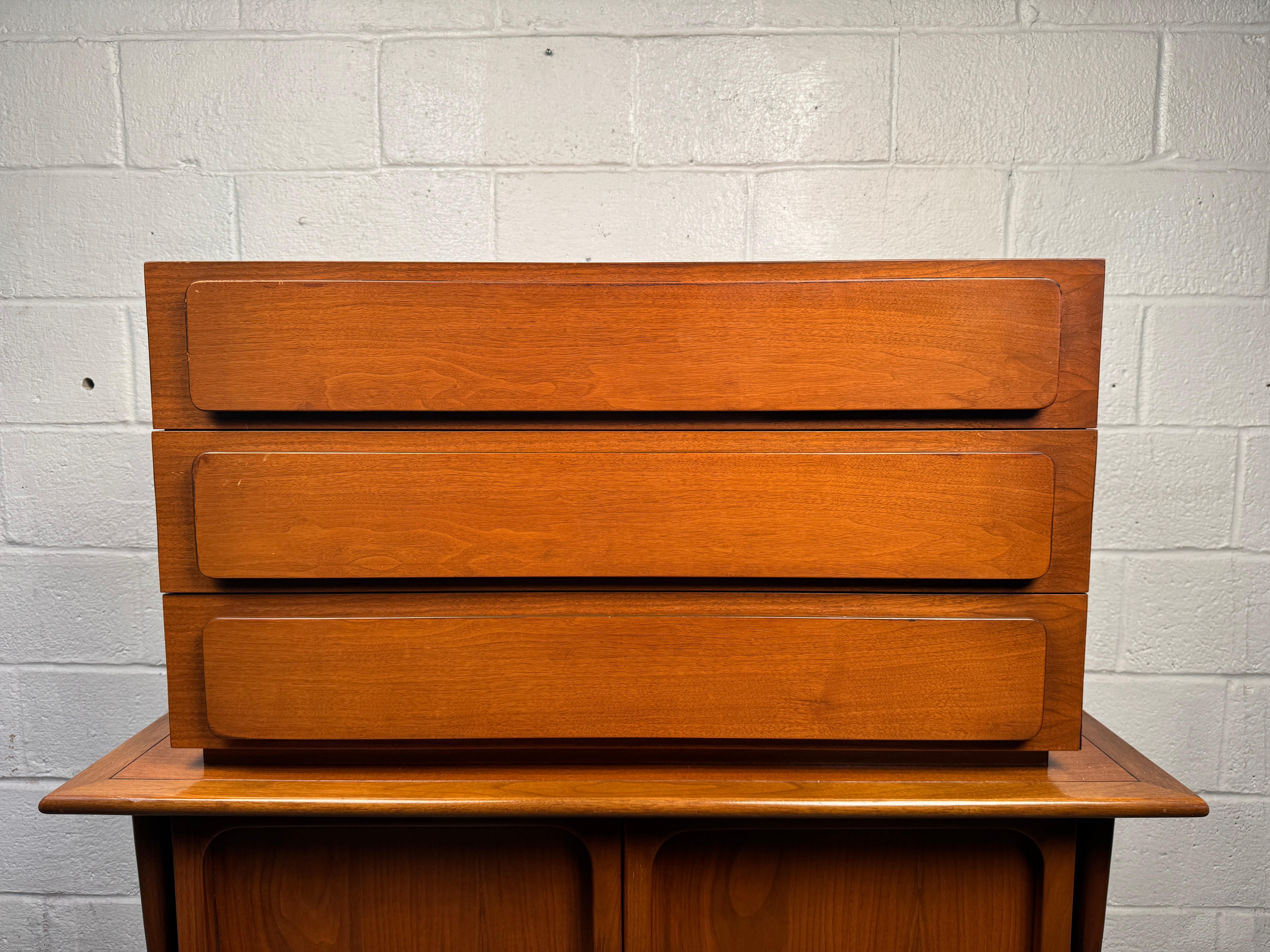 Mid-Century Modern Teak Highboy For Sale 4