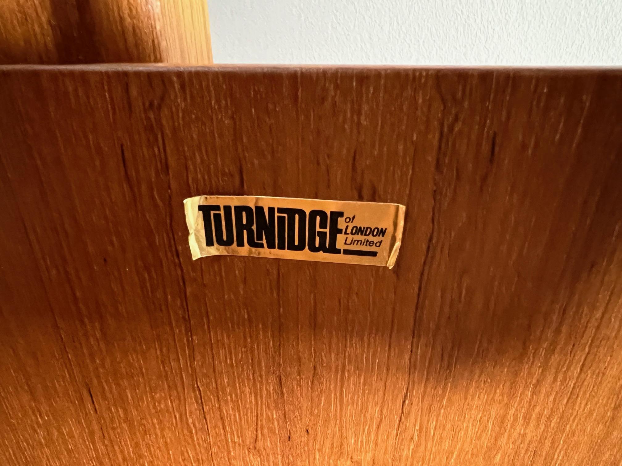 Mid-Century Modern Teak Home Cocktail Bar Turnidge England In Good Condition In Atlanta, GA