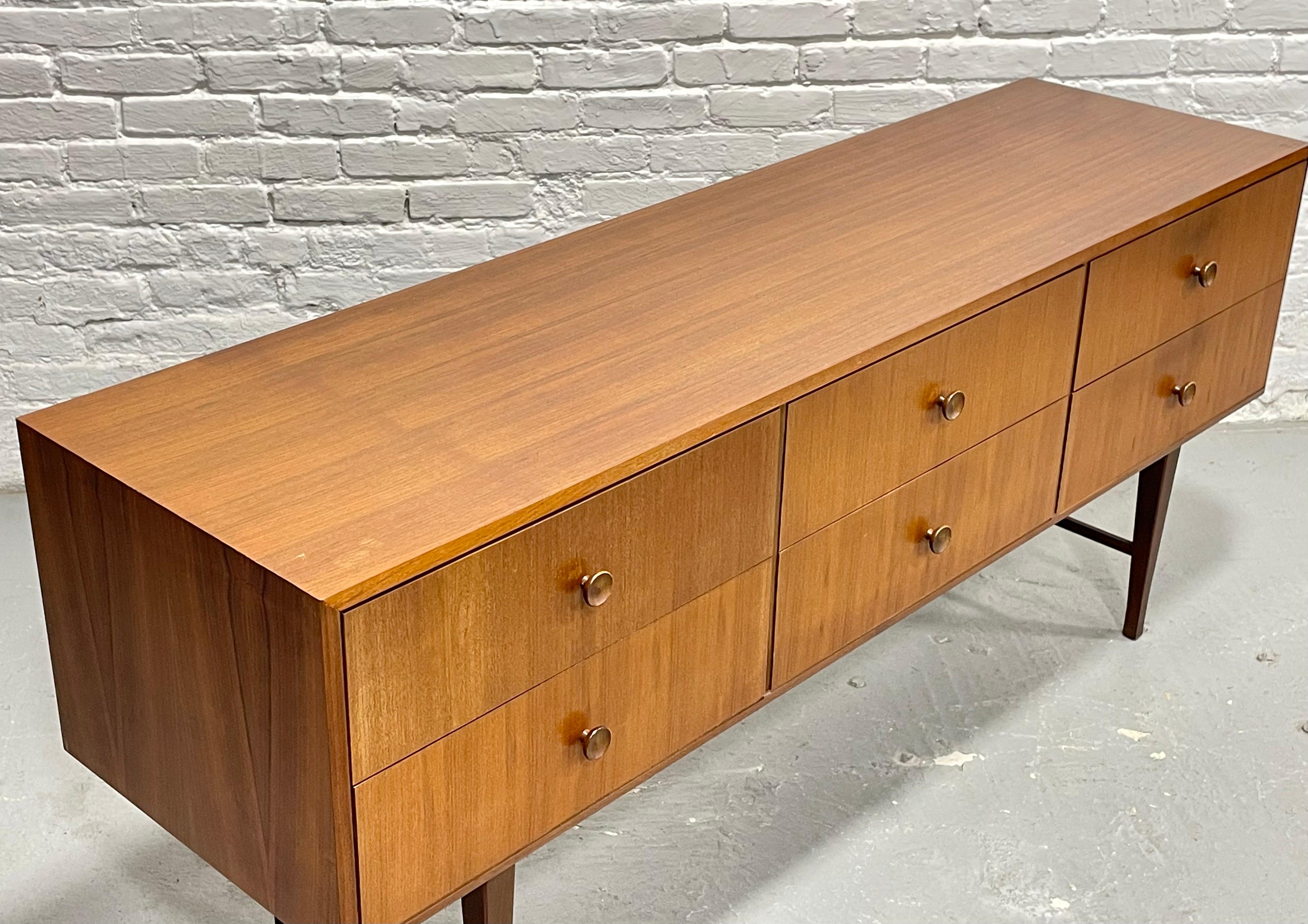 Mid Century Modern Teak Long Dresser / Sideboard, Made in Denmark. c. 1960's For Sale 6