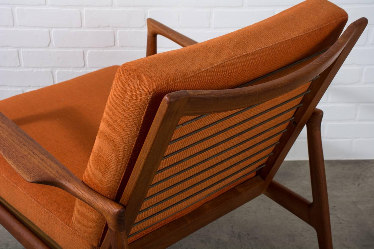 Mid-Century Modern Teak Lounge Chair by Ib Kofod Larsen, Denmark, 1960s For Sale 4