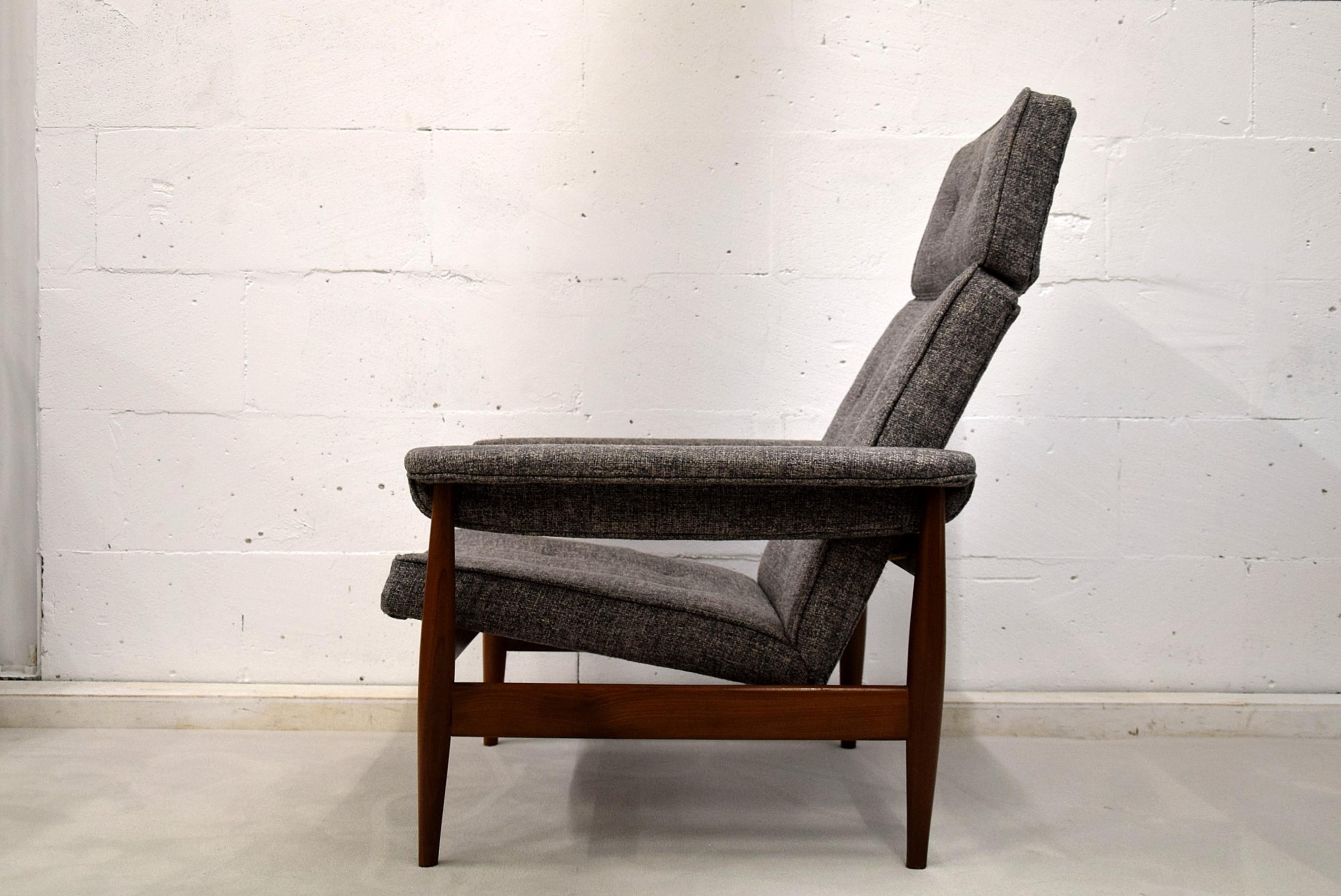 Mid-Century Modern Mid century modern teak lounge chair For Sale