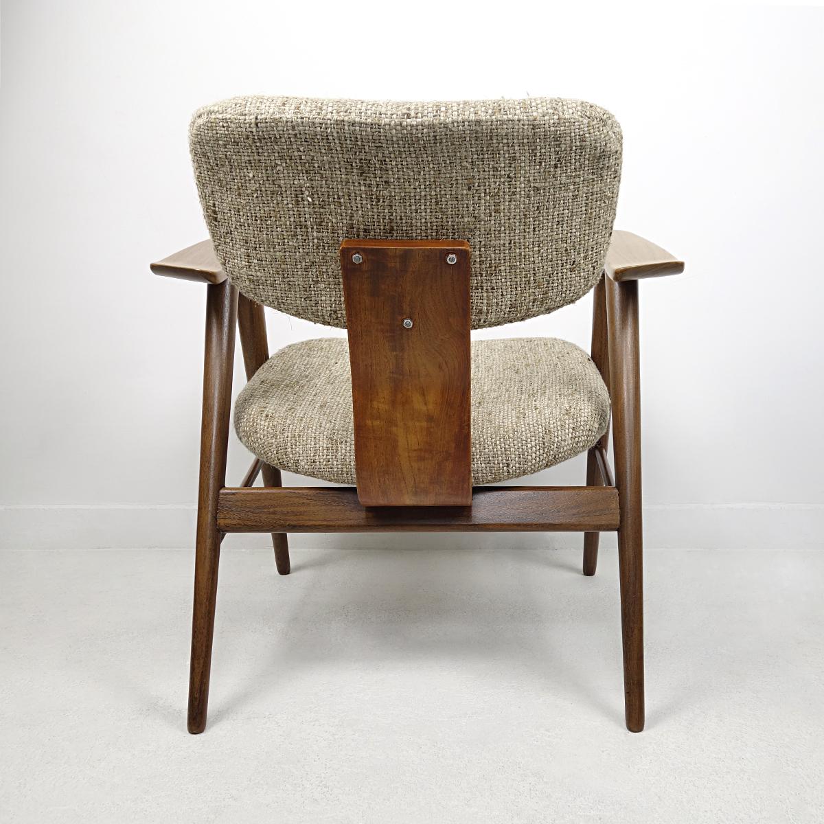 Fabric Mid-Century Modern Teak Lounge Chair FT14 by Cees Braakman for Pastoe For Sale