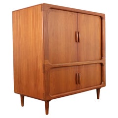 Mid-Century Modern Teak Media Record Tv Drinks Cabinet by Dyrlund Danish