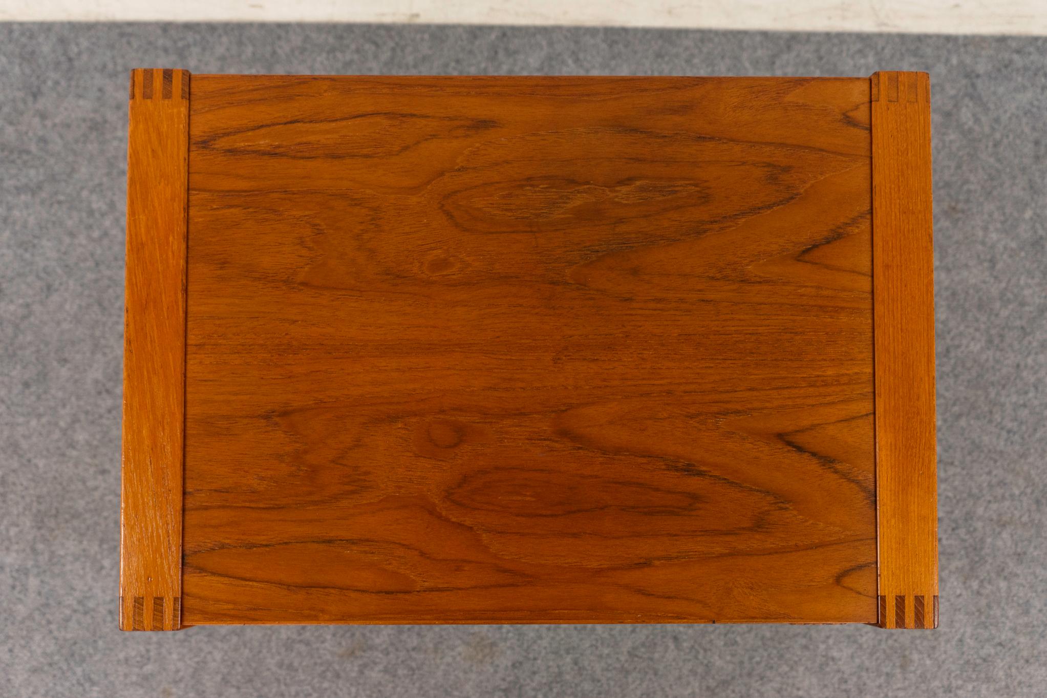 Veneer Mid-Century Modern Teak Nesting Tables