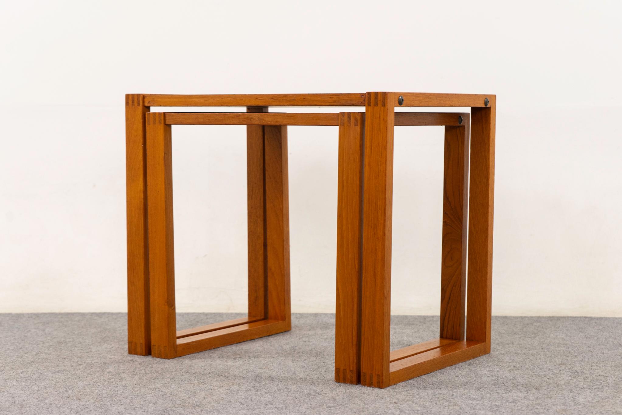 Mid-Century Modern Teak Nesting Tables In Good Condition In VANCOUVER, CA