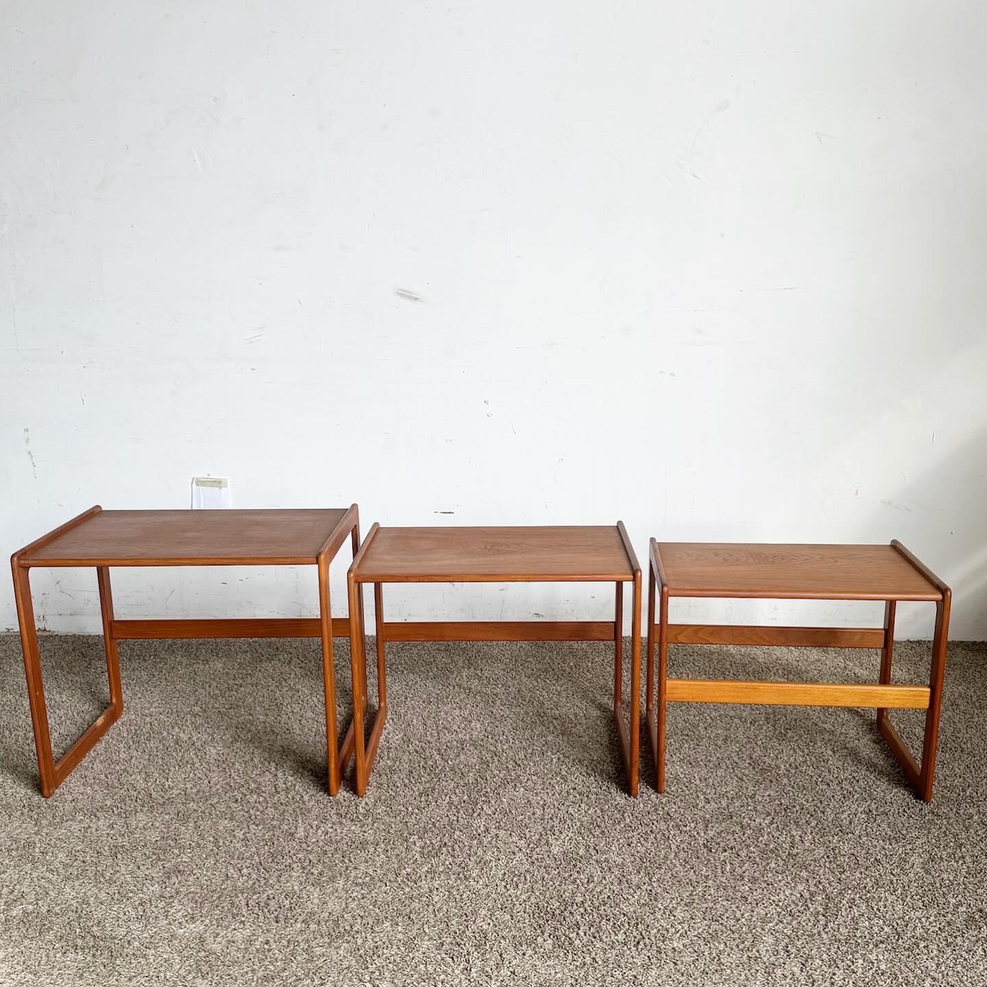 Mid-Century Modern Mid Century Modern Teak Nesting Tables - Set of 3 For Sale