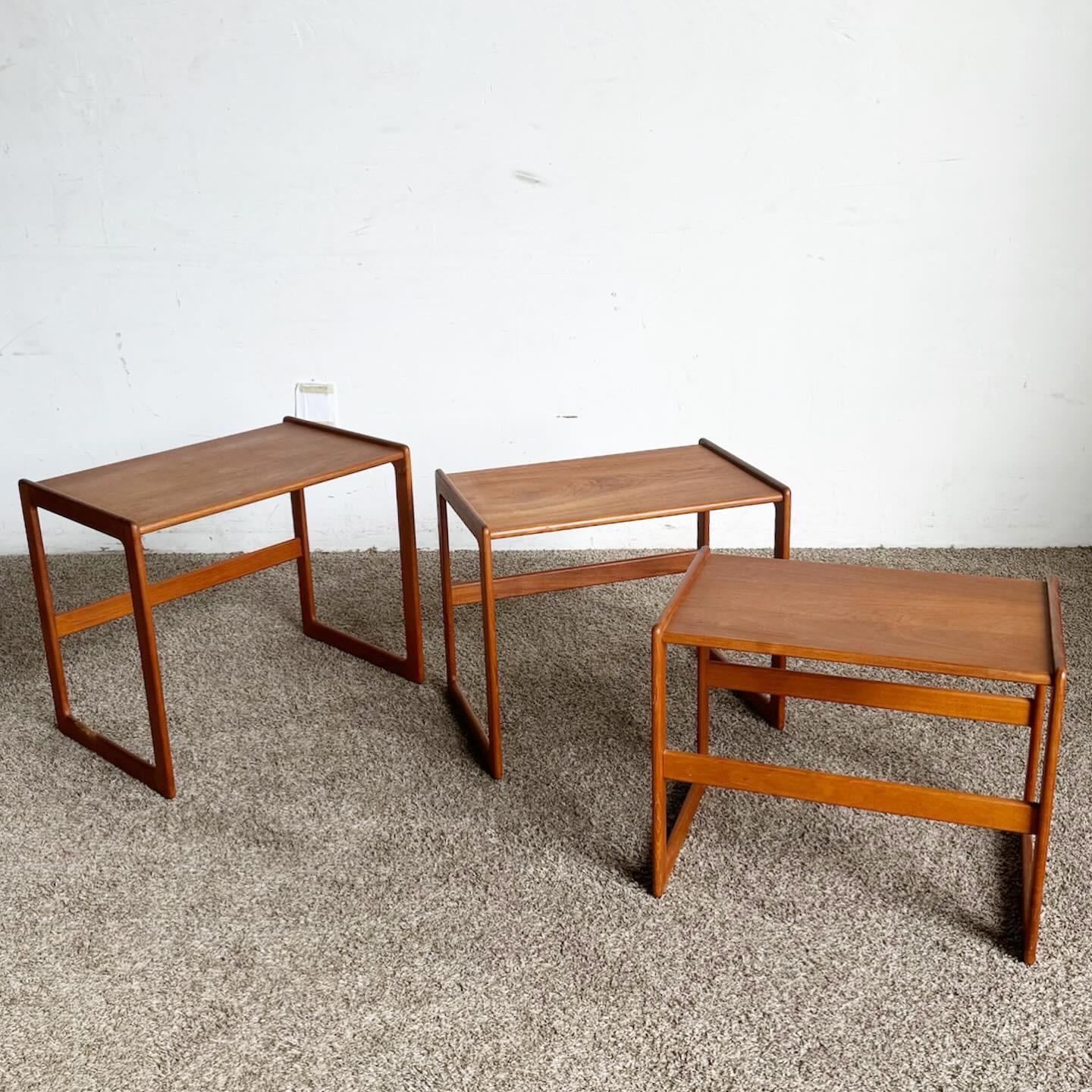 Mid Century Modern Teak Nesting Tables - Set of 3 For Sale 2
