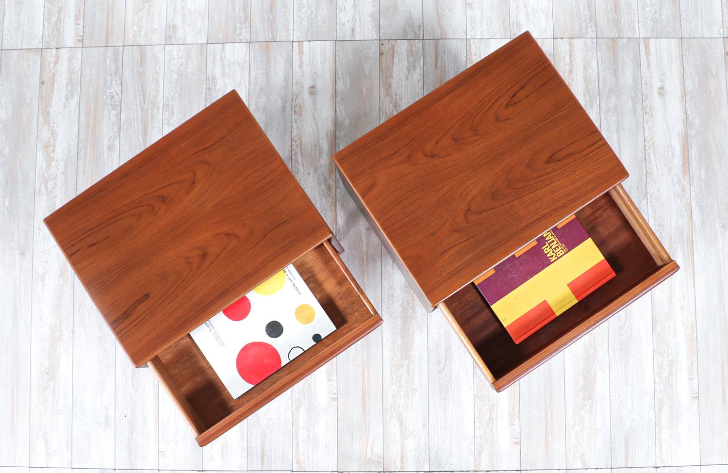 MidCentury Modern Teak Night Stands by Westnofa at 1stDibs