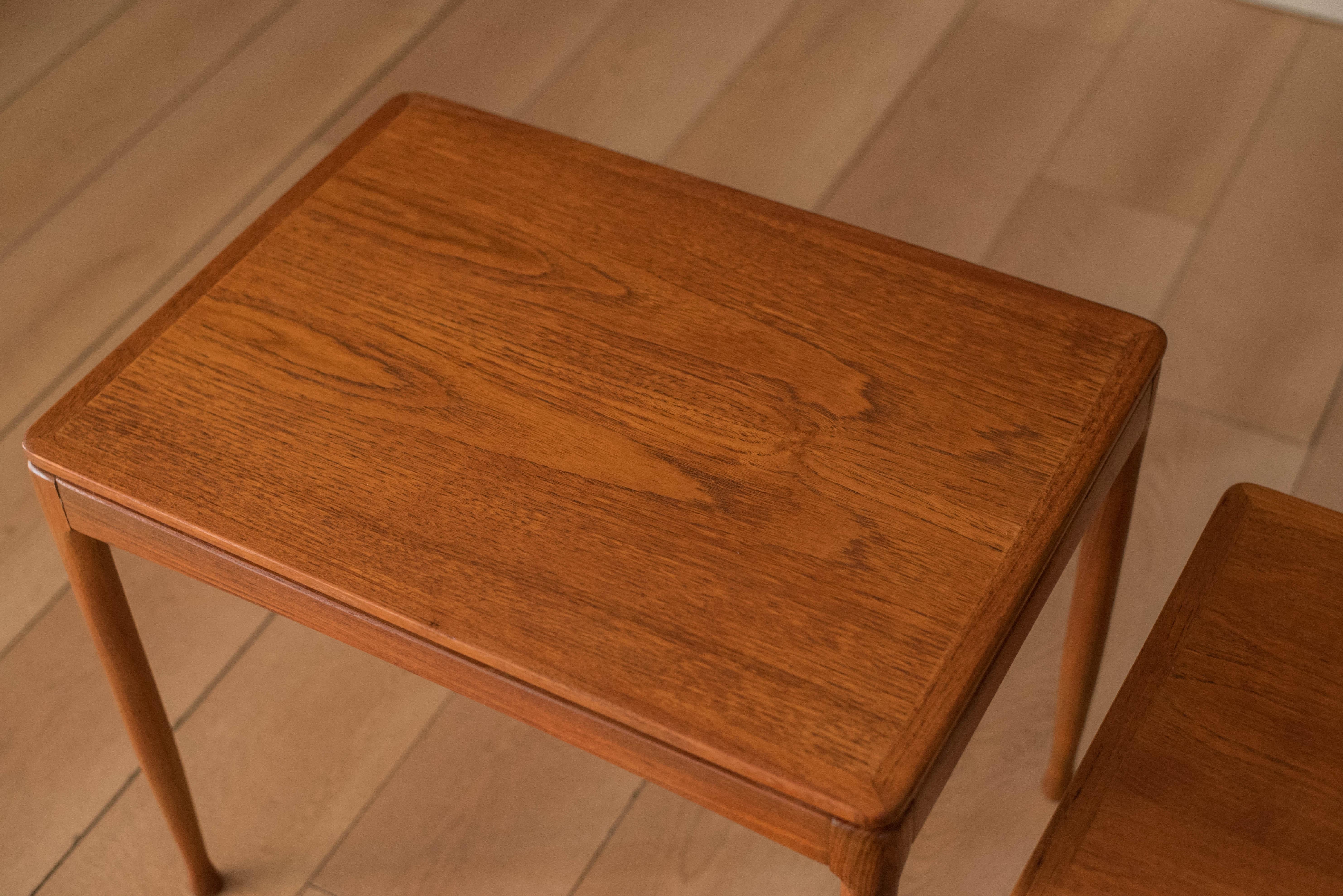 Mid-Century Modern Teak Set of Nesting Tables 4