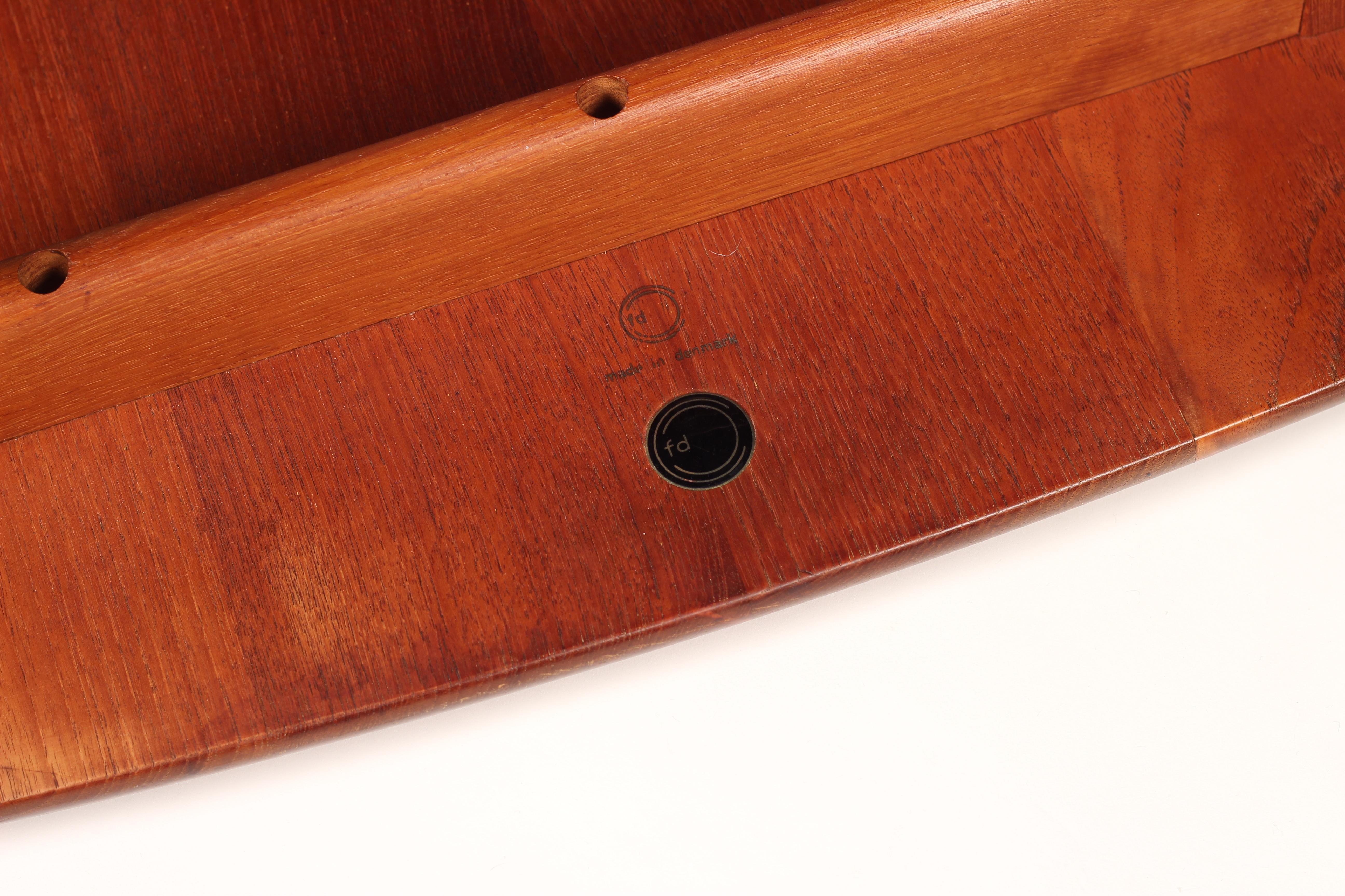 Scandinavian Modern Teak Side Table by Tove and Edvard Kindt-Larsen 2