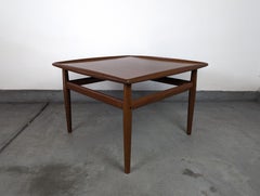 Mid Century Modern Teak Beistelltisch Entworfen von Grete Jalk für Glostrup, c1960s