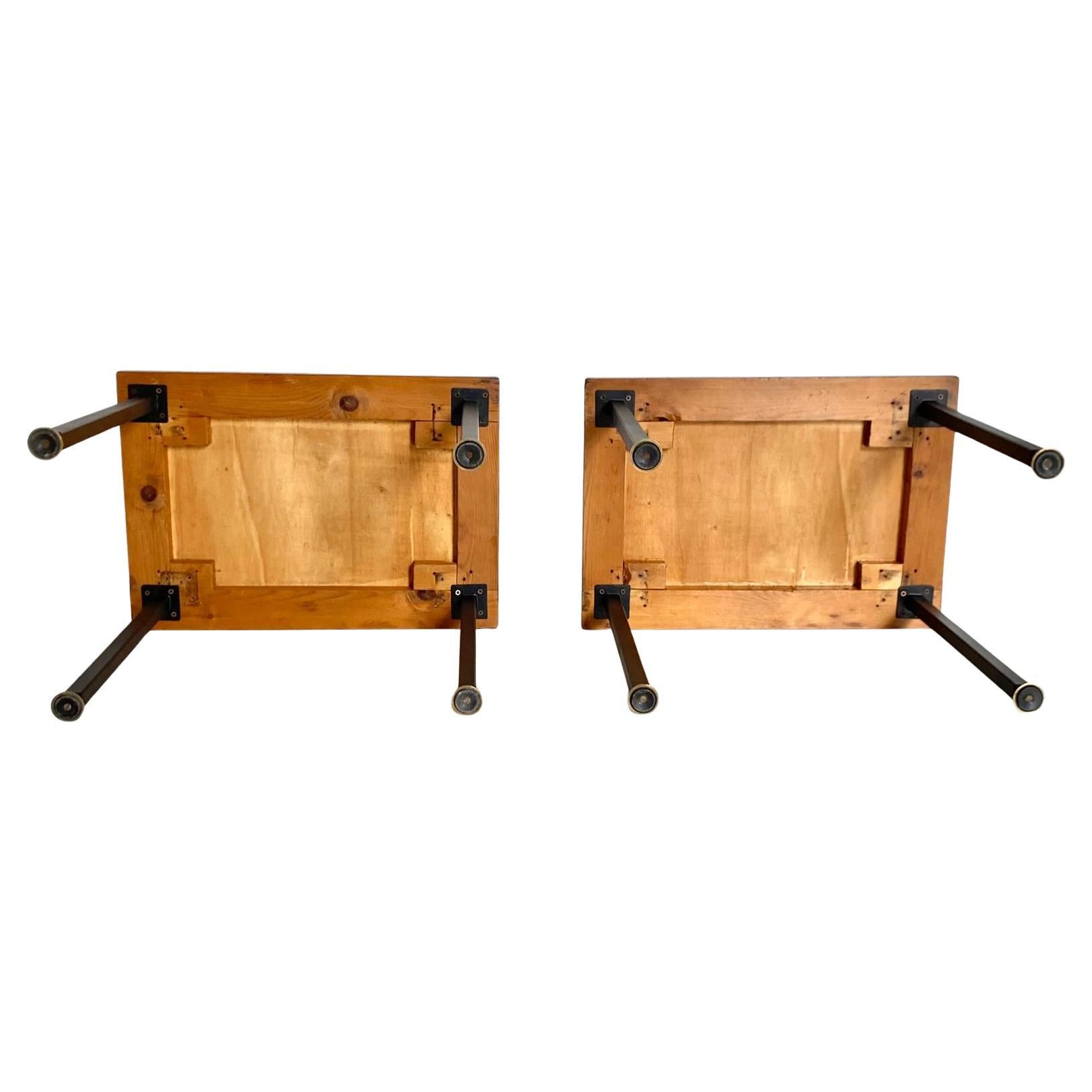 Mid Century Modern Teak Beistelltische, zwei Stück, Italien 1950er Jahre (Messing) im Angebot