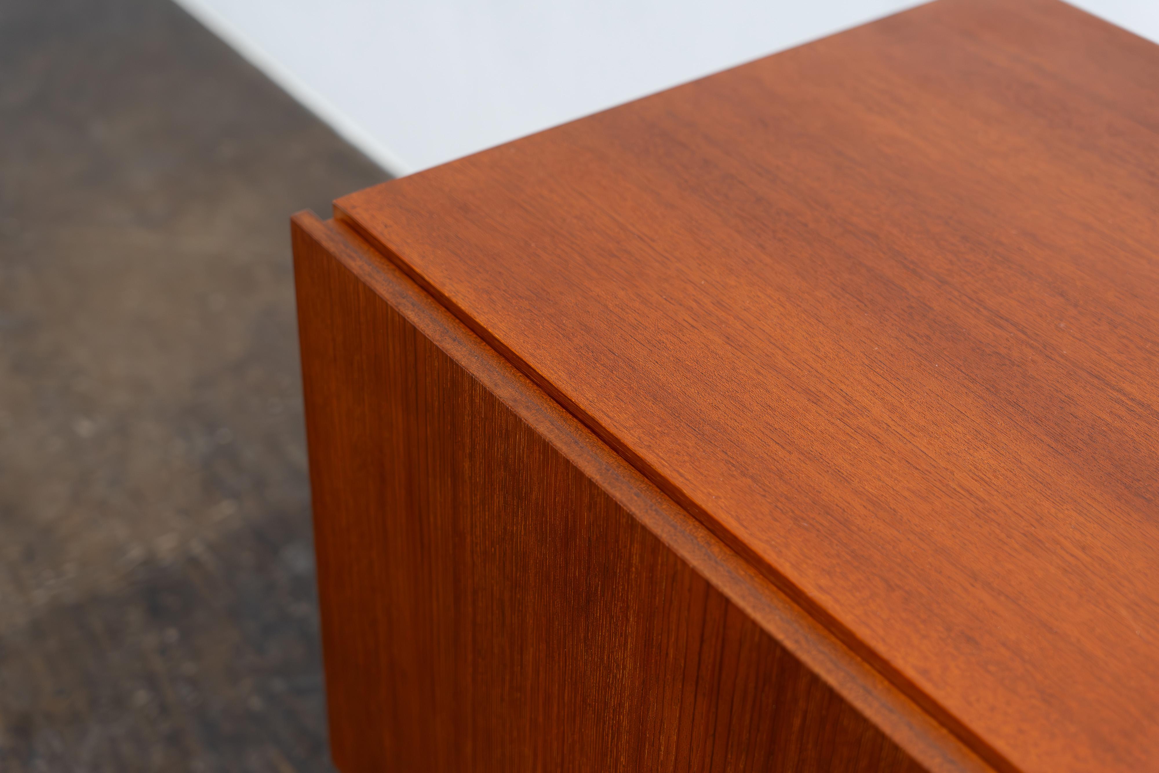 Mid-Century Modern Teak Sideboard B40 by Dieter Waeckerlin, Behr Möbel, 1958 In Good Condition For Sale In Rosendahl, DE