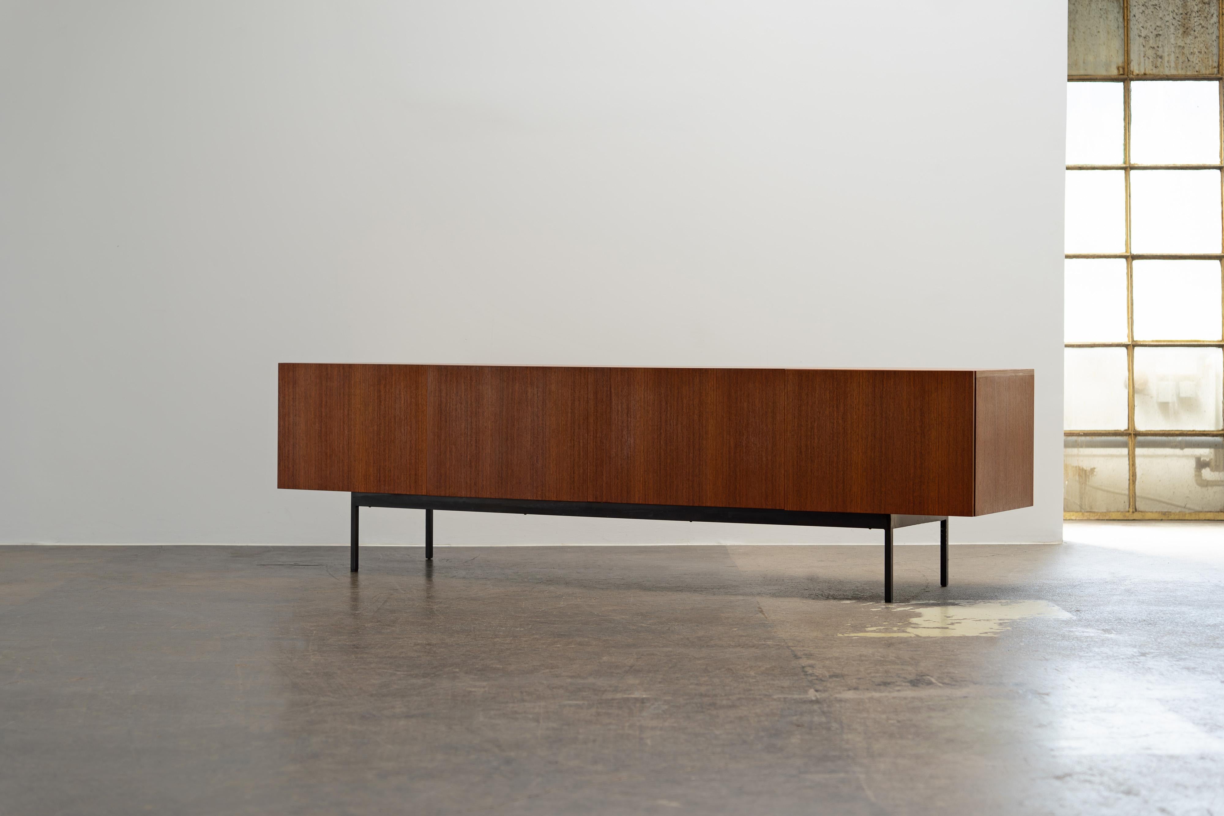 20th Century Mid-Century Modern Teak Sideboard B40 by Dieter Waeckerlin, Behr Möbel, 1958 For Sale