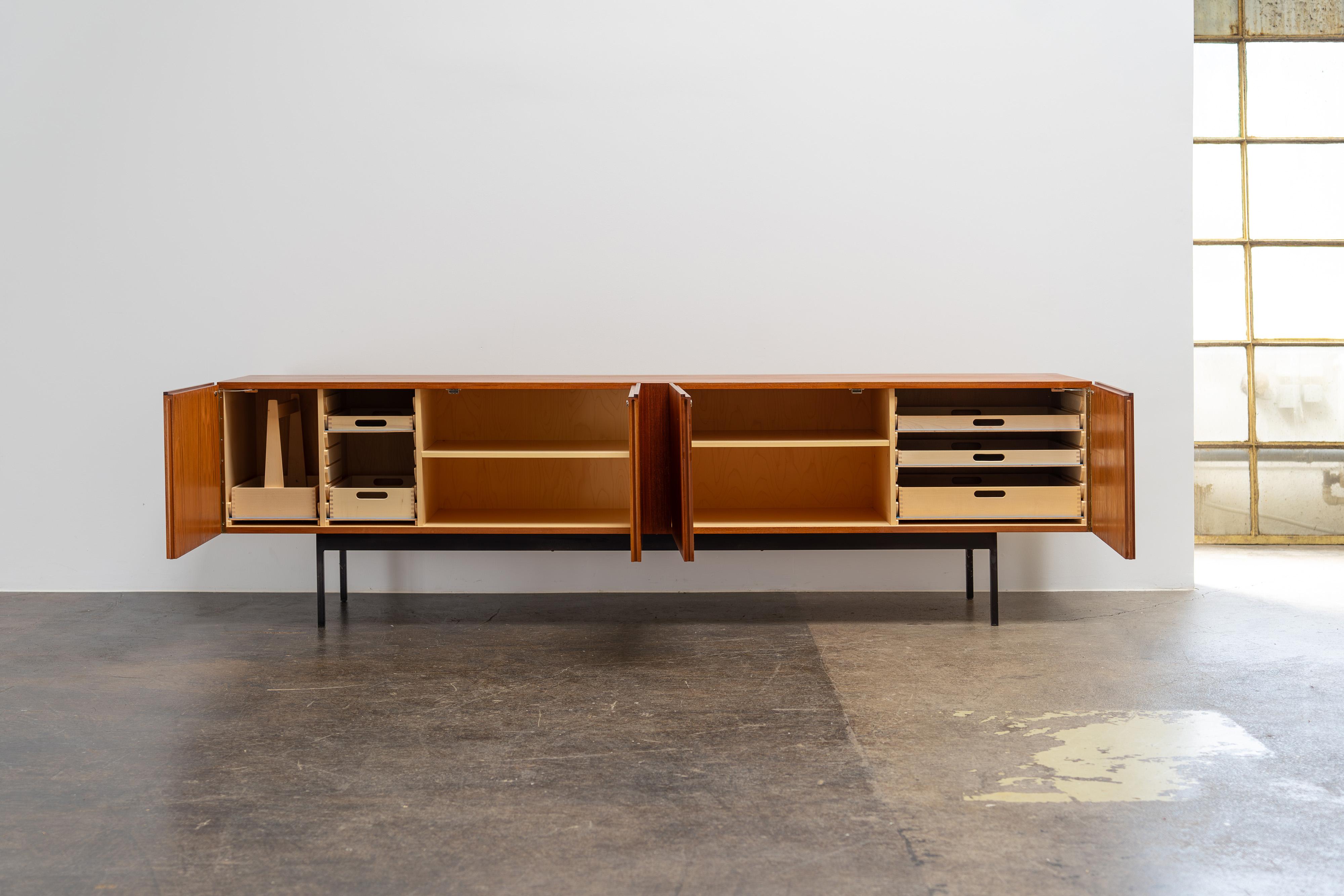 Mid-Century Modern Teak Sideboard B40 by Dieter Waeckerlin, Behr Möbel, 1958 For Sale 3