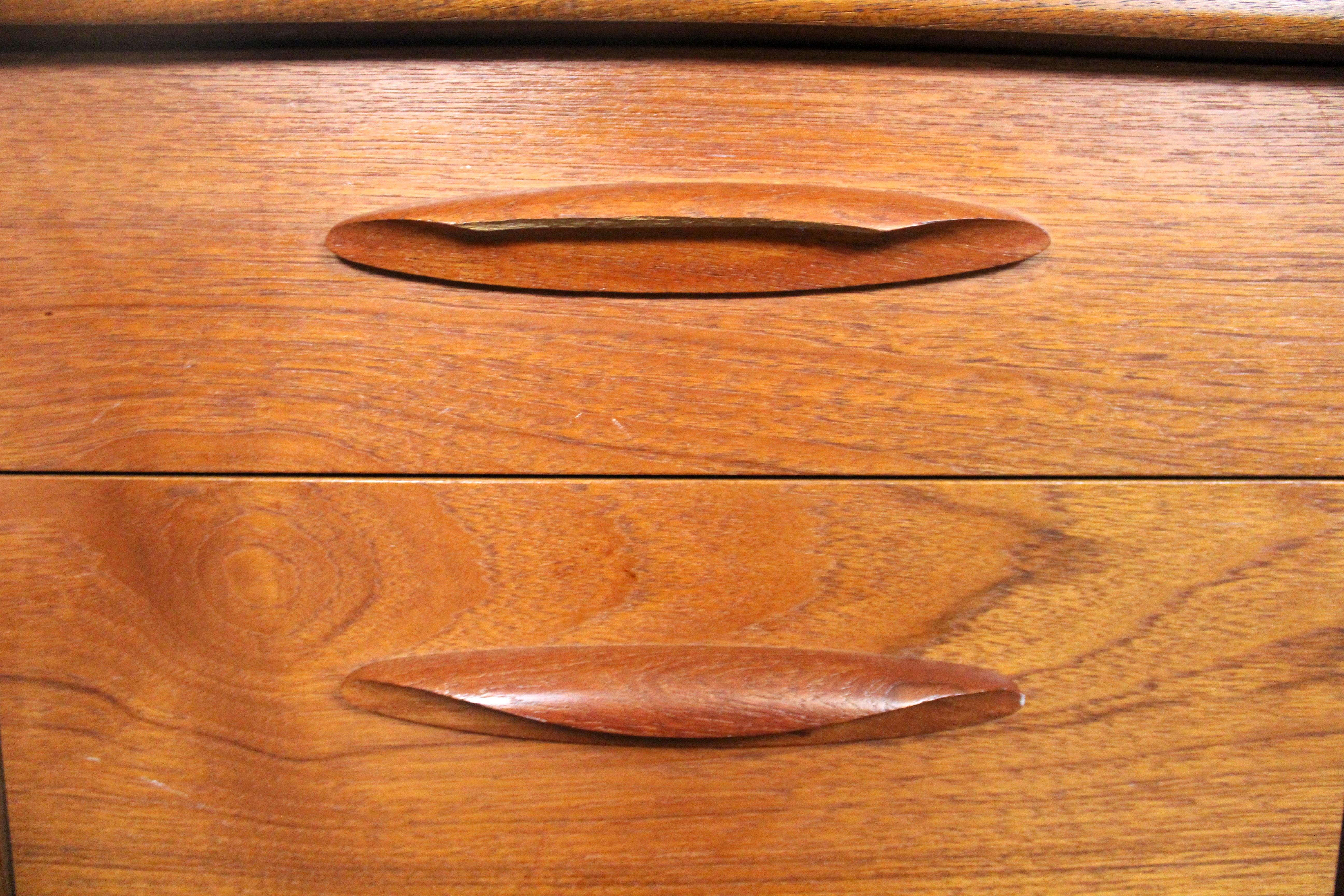 Mid-Century Modern Teak Sideboard by Austinsuite For Sale 1