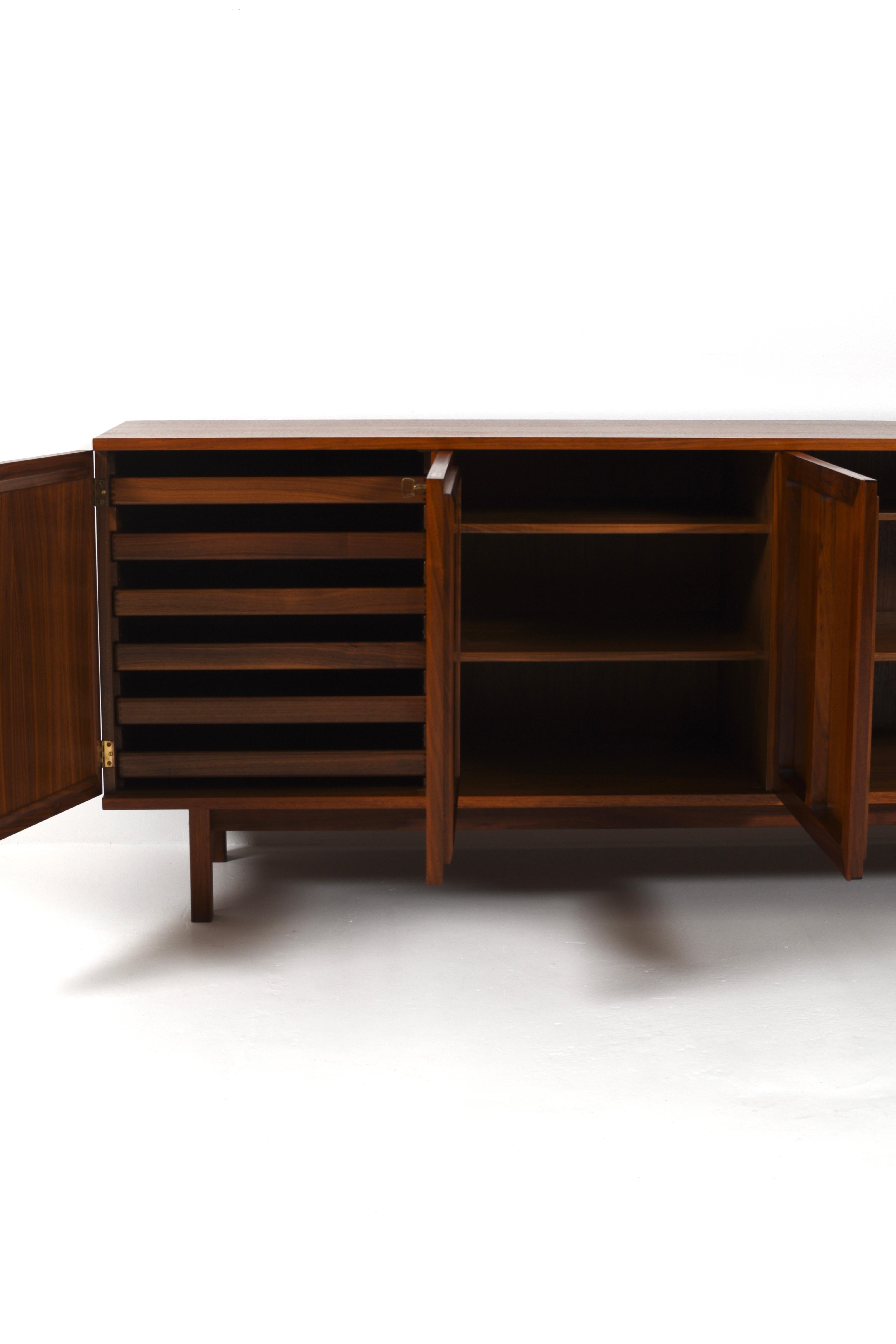 Mid Century Modernes Teakholz-Sideboard von Karl-Erik Ekselius für JOC, Schweden, 1960er Jahre im Angebot 4