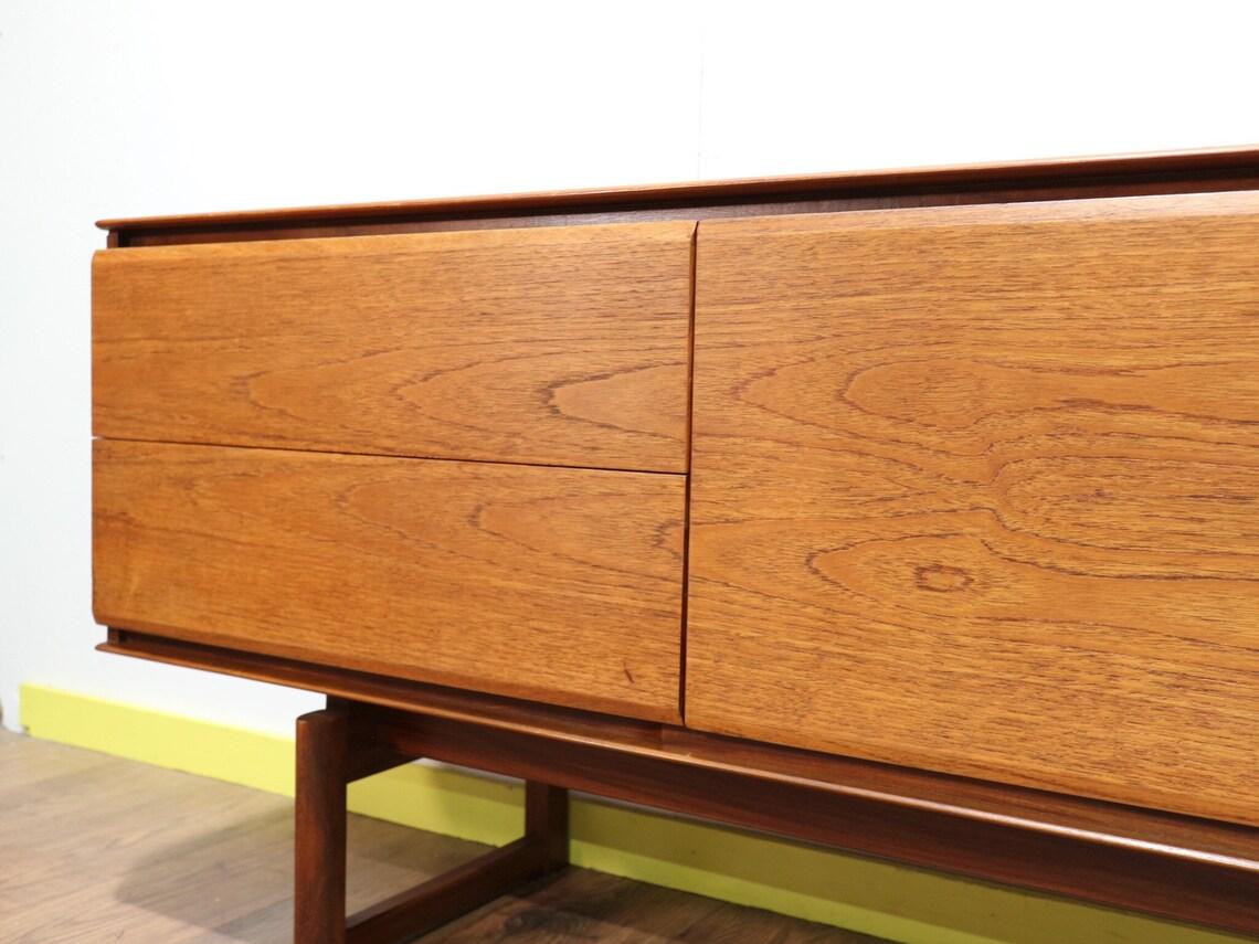 Mid-Century Modern Teak Sideboard Credenza by White and Newton Danish Style In Good Condition In Los Angeles, CA
