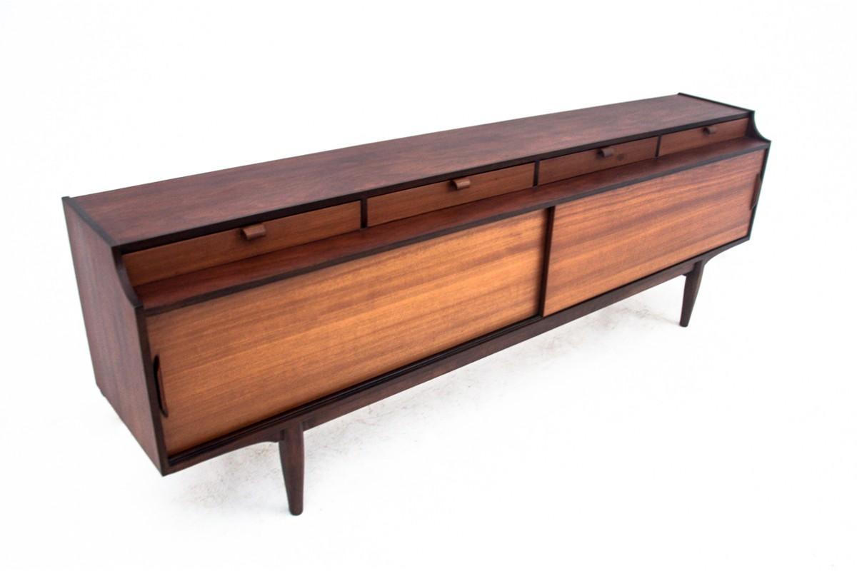Scandinavo moderno Credenza moderna di metà secolo in teak, Danimarca, anni '60 in vendita