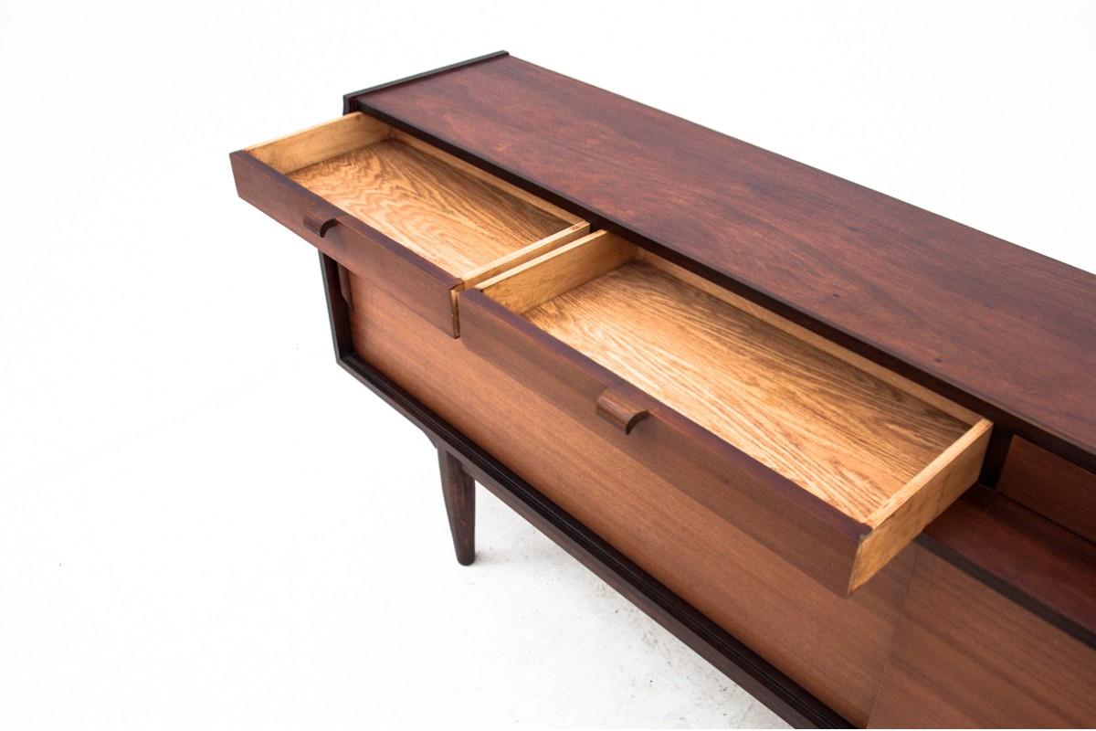 Teak Credenza moderna di metà secolo in teak, Danimarca, anni '60 in vendita