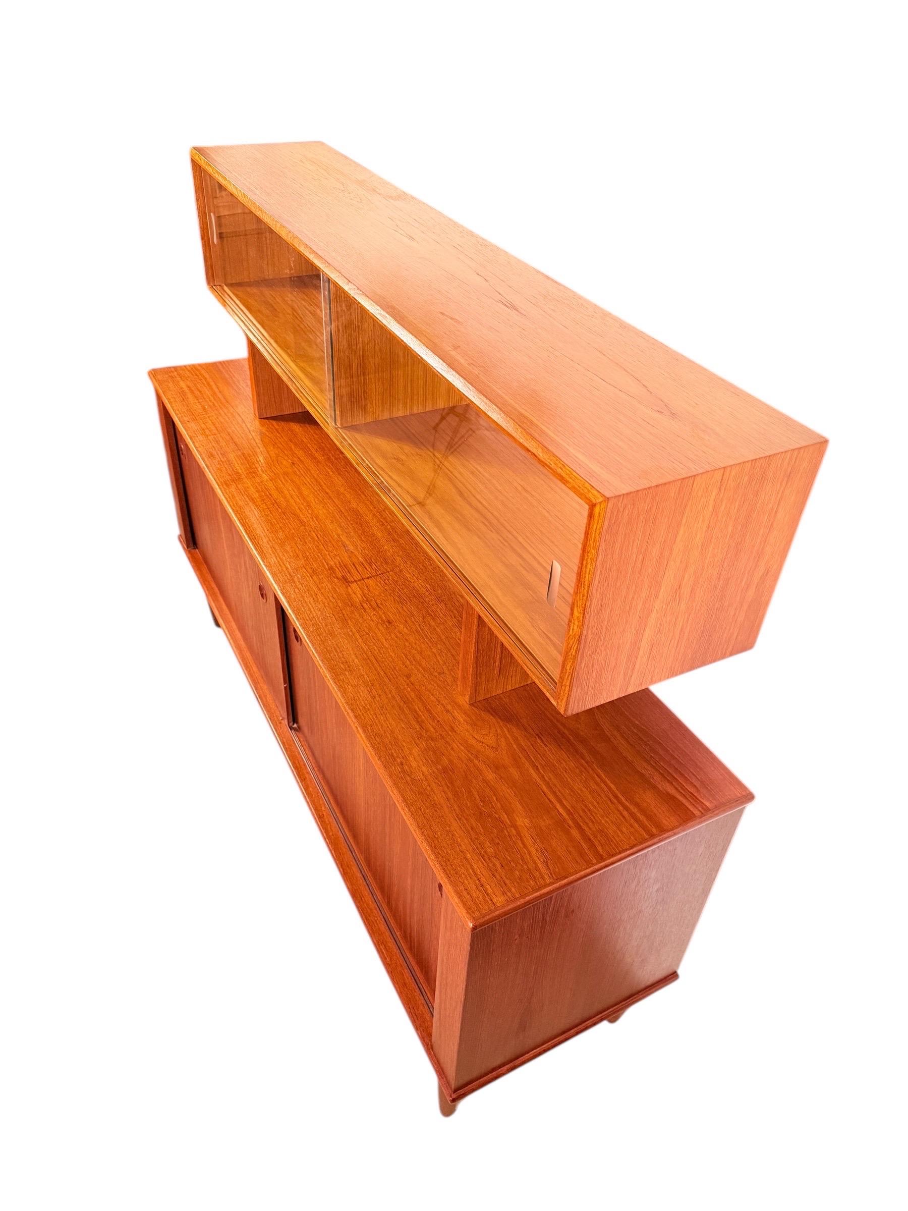 Mid-Century Modern Teak Sideboard + Hutch by R. Huber – 1960s For Sale 7