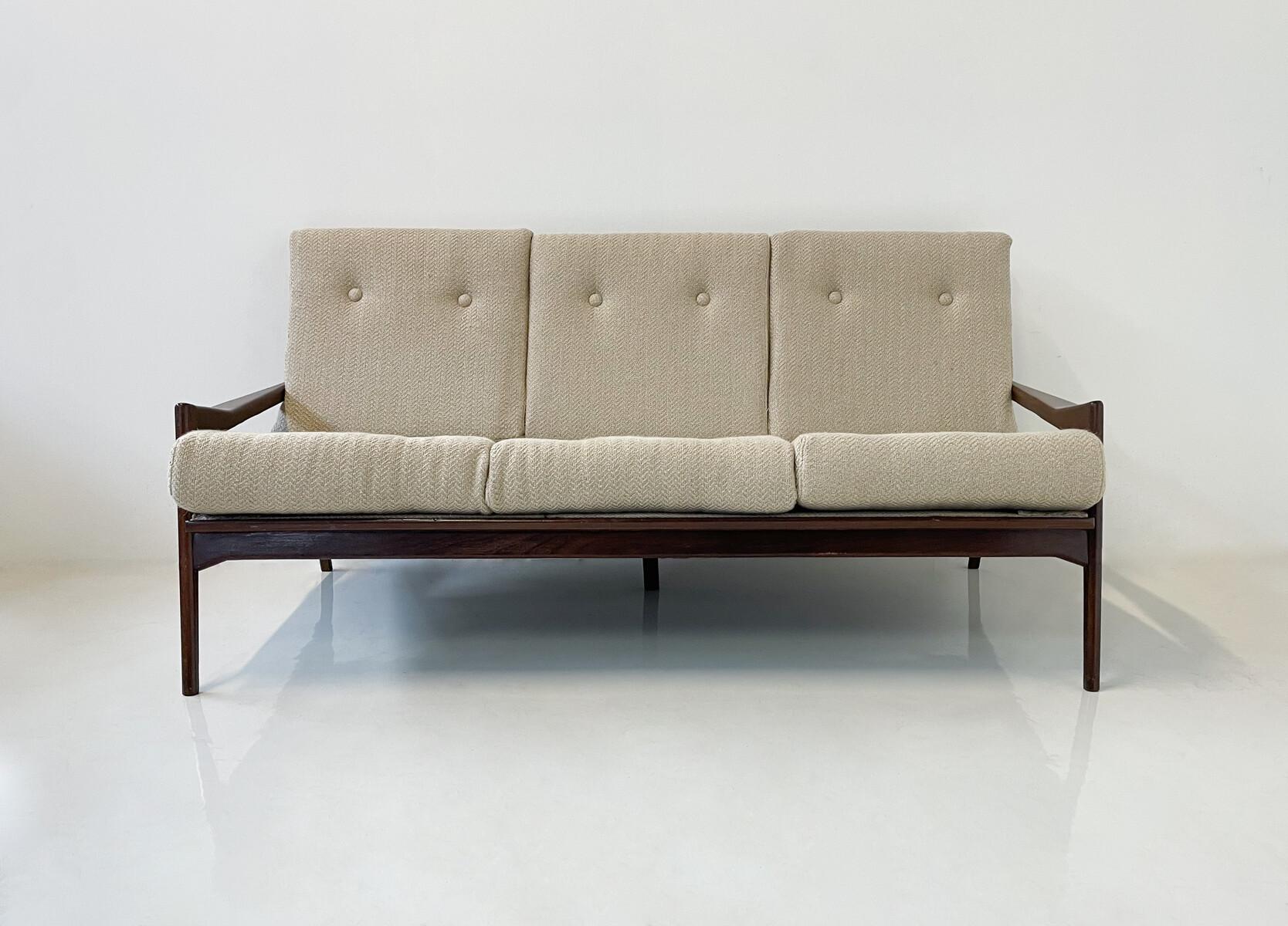 Mid-Century Modern Teak Sofa, Scandinavian, 1960s In Good Condition For Sale In Brussels, BE