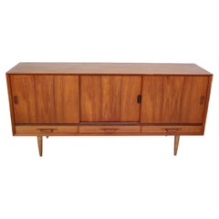 Mid- Century Modern Teak Vintage Sideboard von Højbjerg Møbelfabrik1960s, Dänemark