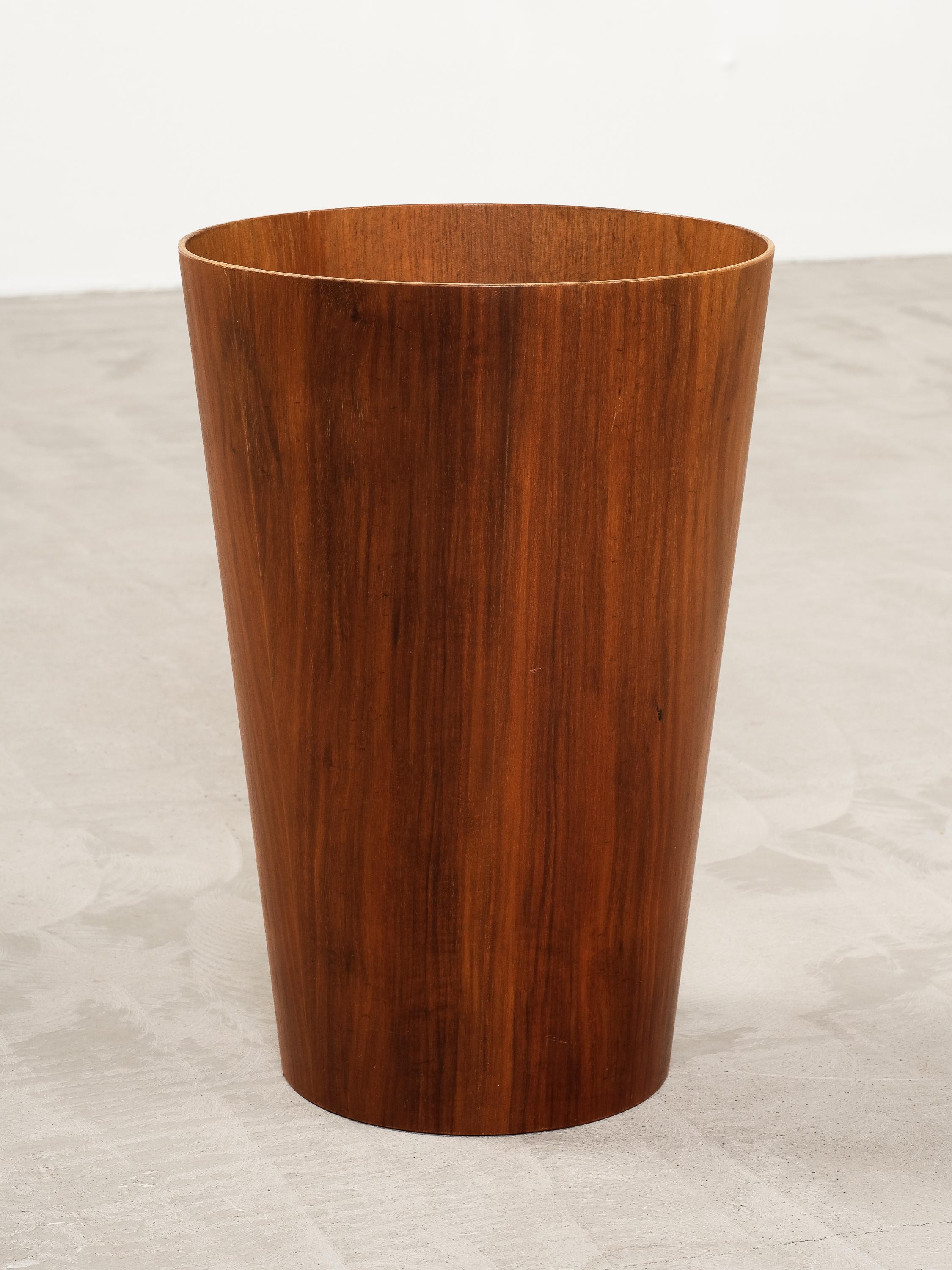 Scandinavo moderno Cestino per la carta straccia in teak della metà del secolo scorso di Martin Åberg per Servex, Svezia, 1950 in vendita