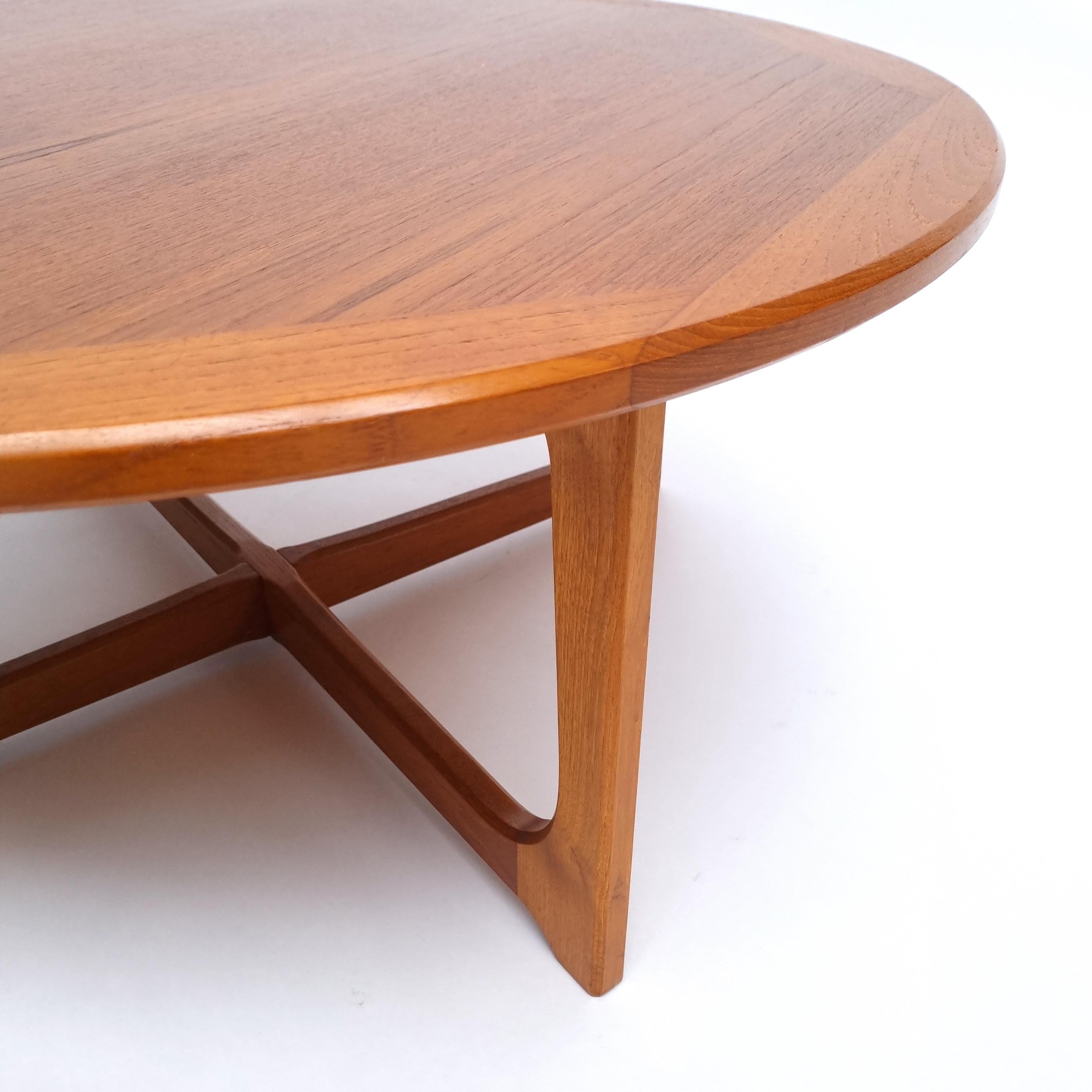 Woodwork Mid-Century Modern Teak Wood Coffee Table, 1970s