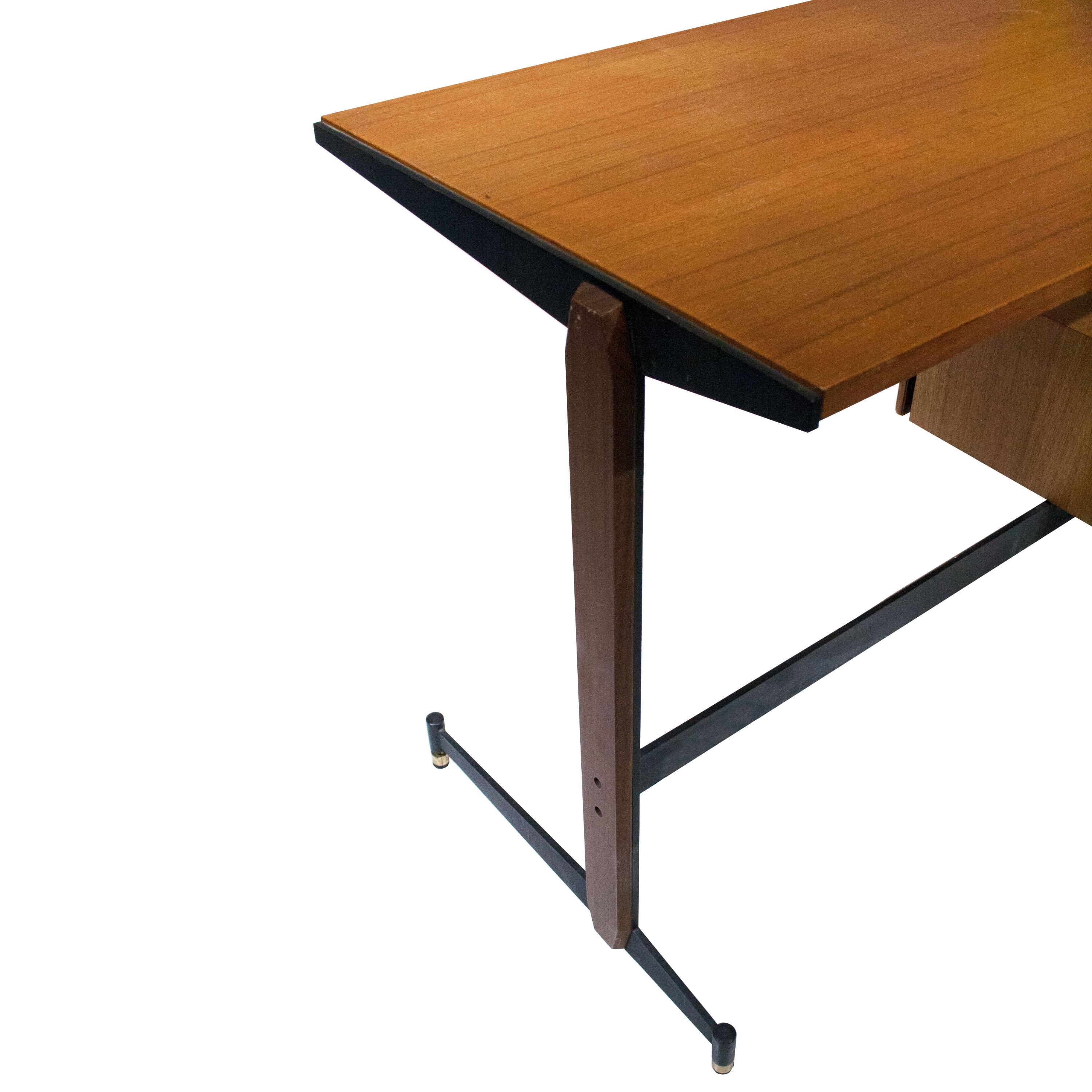 Mid-20th Century Mid-Century Modern Teak Wood Desk, Italy, 1950