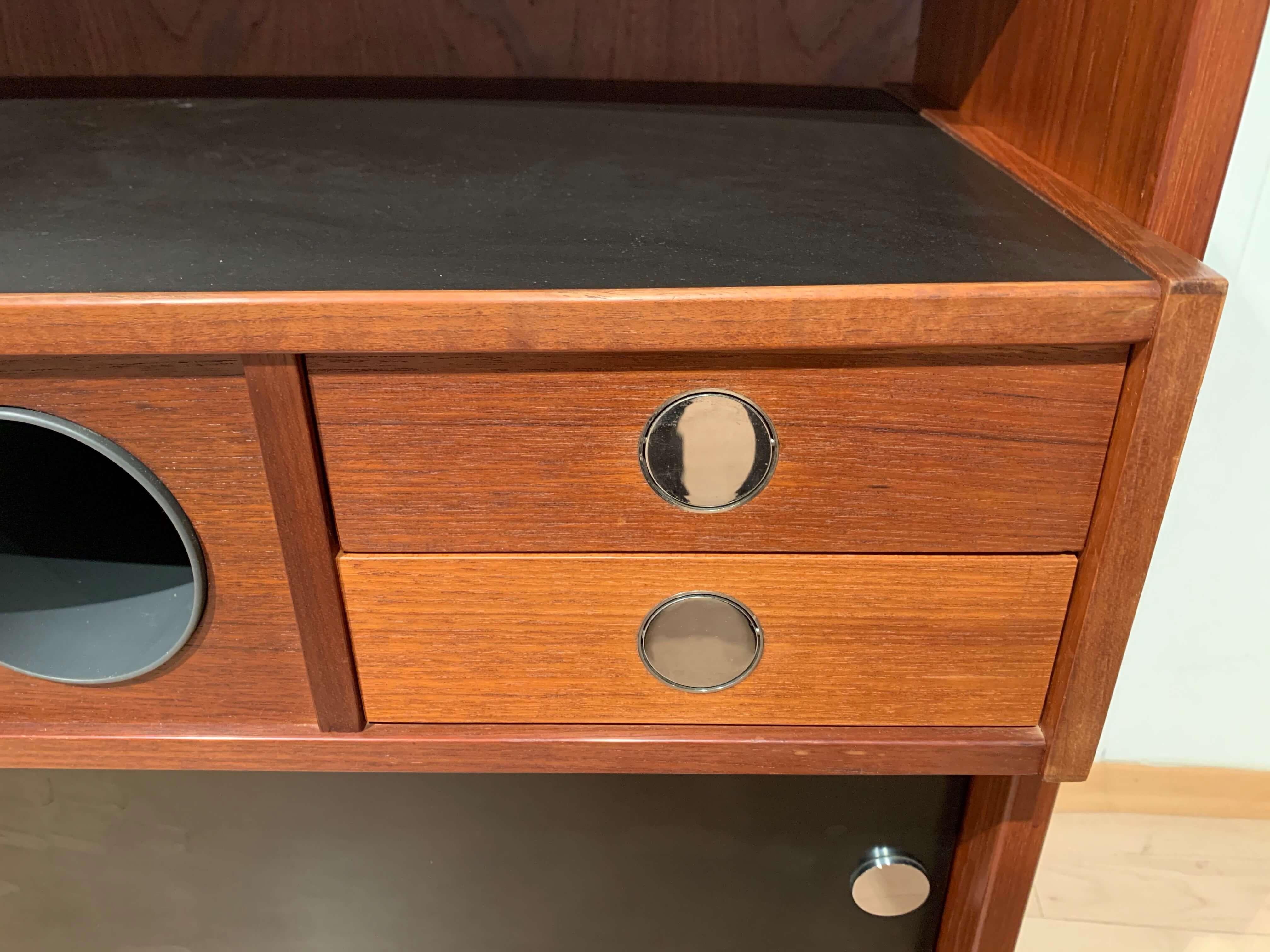 Mid-Century Modern Teak Wood Bar Cabinet by Erik Buch for Dyrlund, Denmark 1960s 3