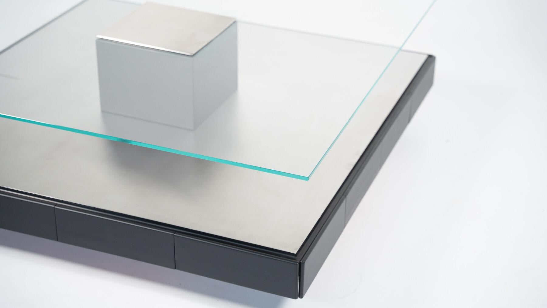 Mid-Century Modern Tecno T147 Coffee Table by Marco Fantoni, Italy, 1970s For Sale 2